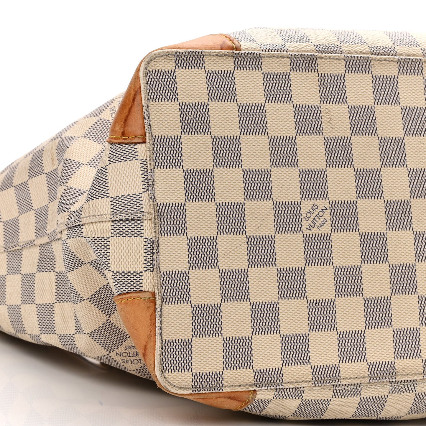 Damier Azur Hampstead MM