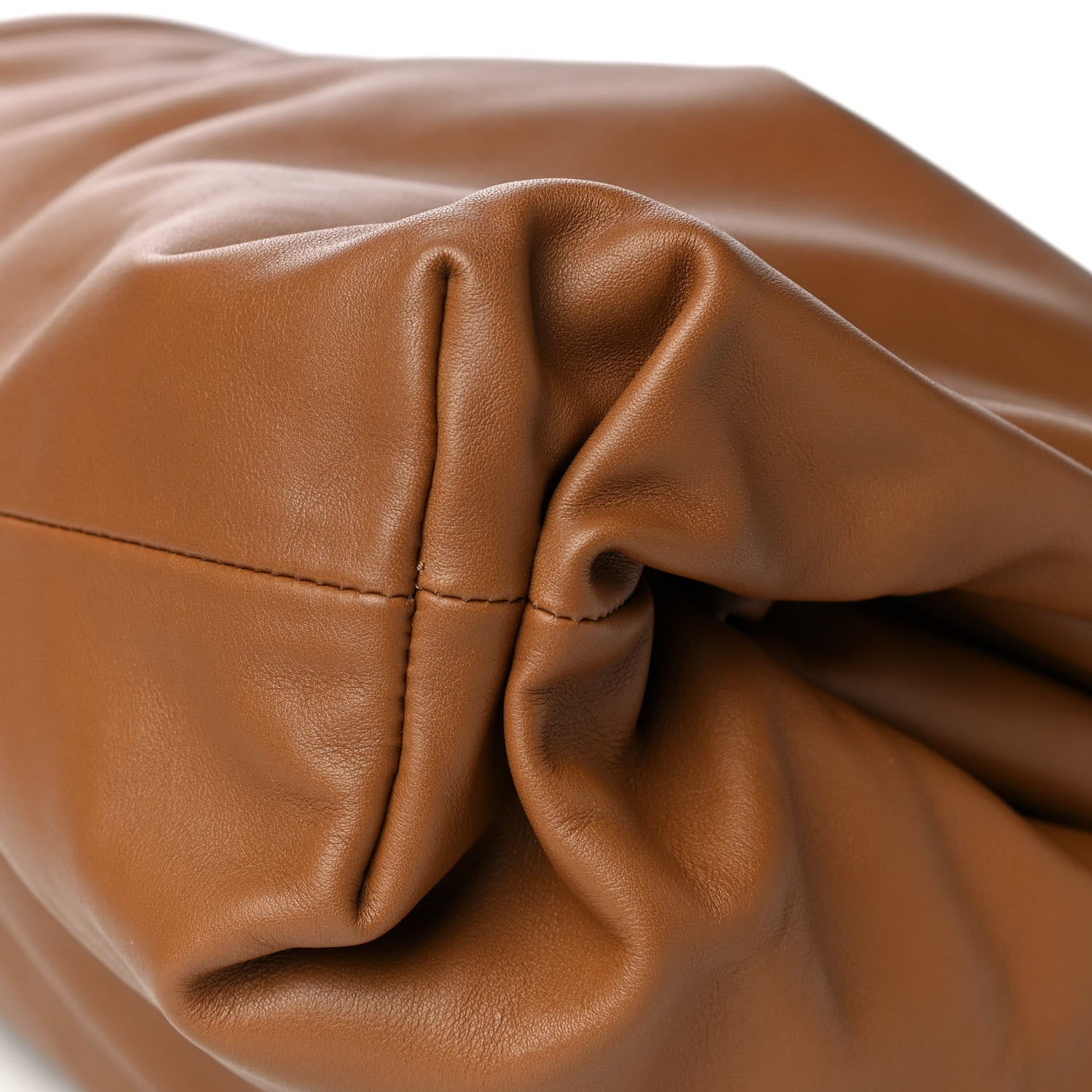 Bottega Veneta Smooth Butter Calf The Pouch Oversized Clutch Cammello 13 of 14
