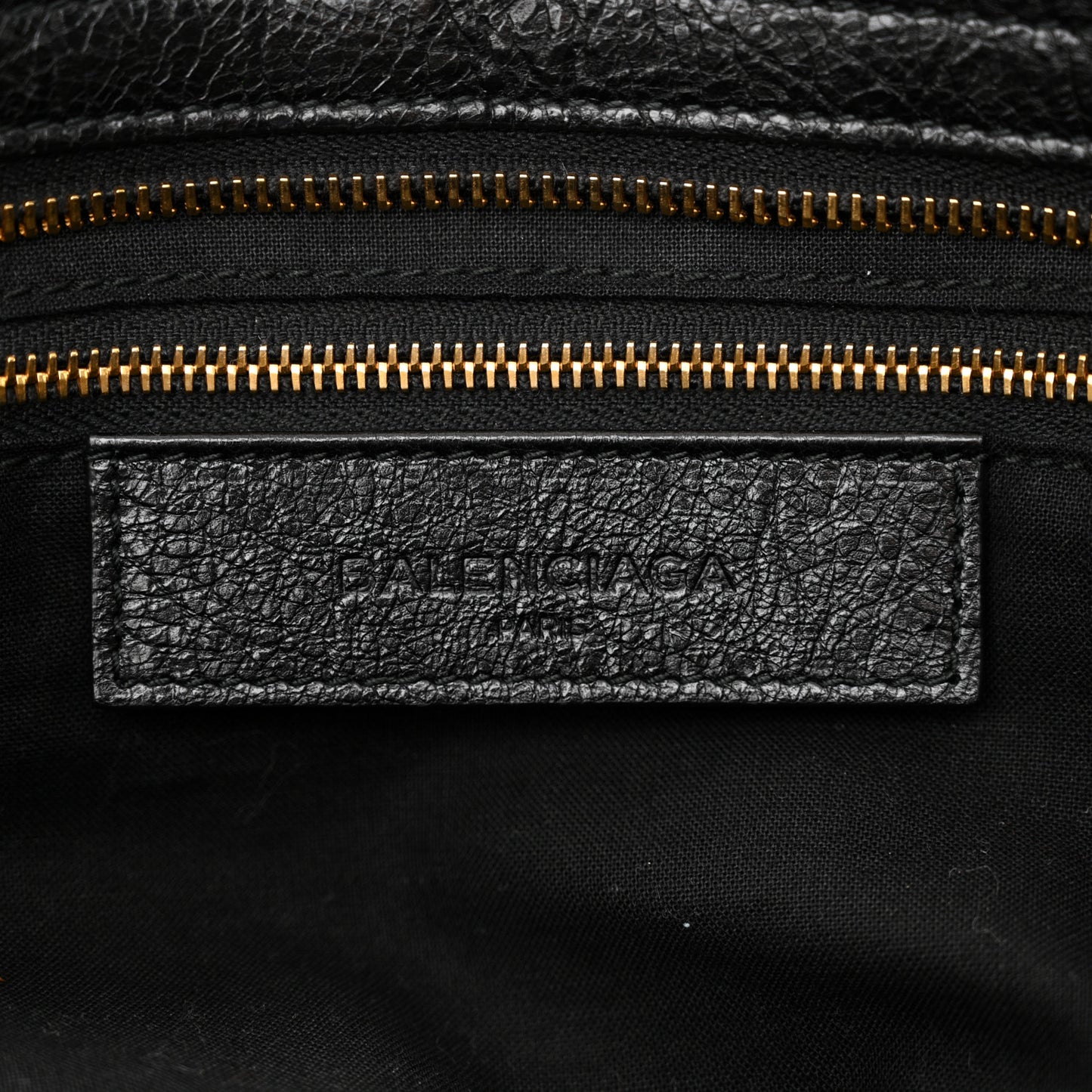 Agneau Giant 12 Gold Hardware City Black