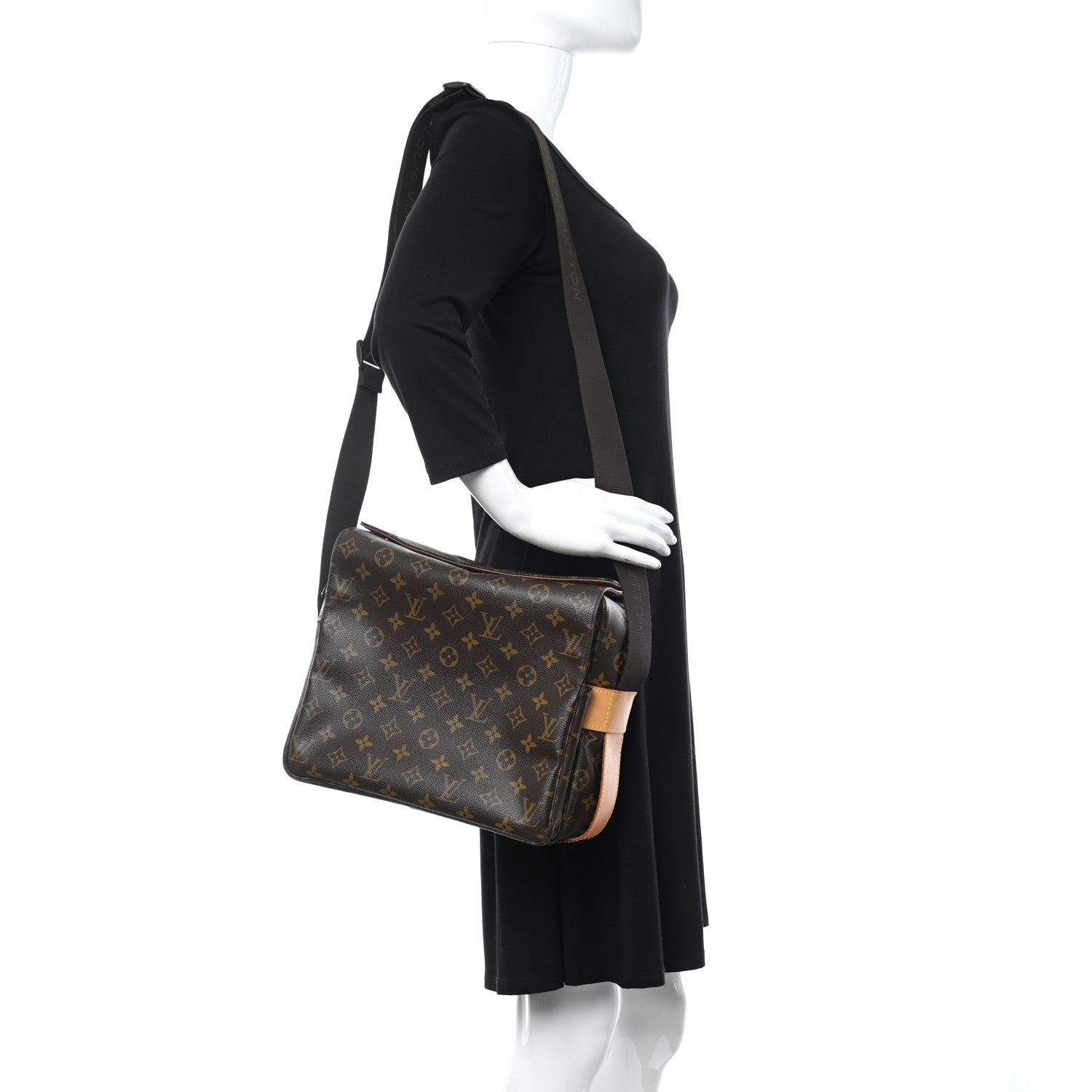 Louis Vuitton Monogram Naviglio 3 of 9