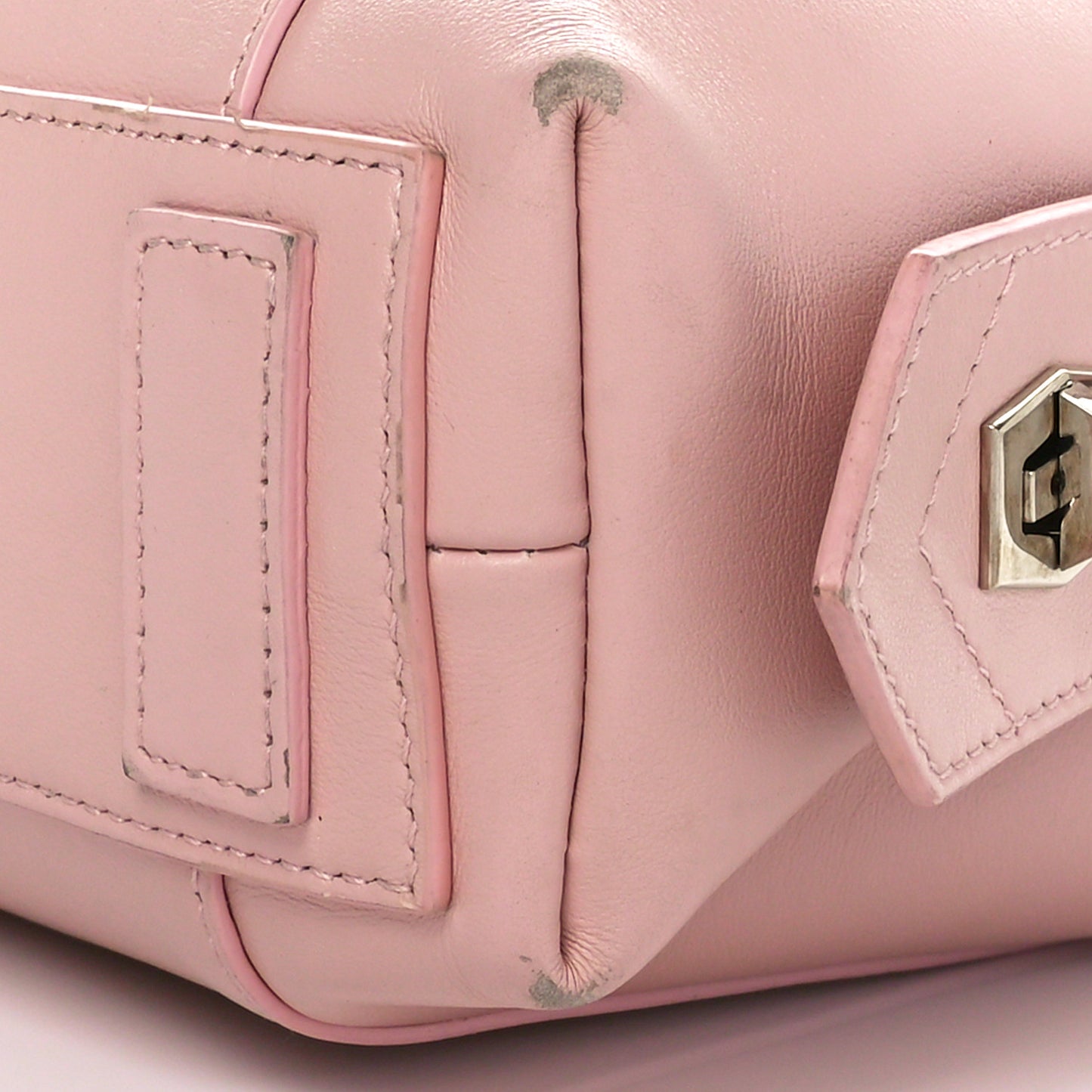 Soft Calfskin Small Antigona Blush Pink