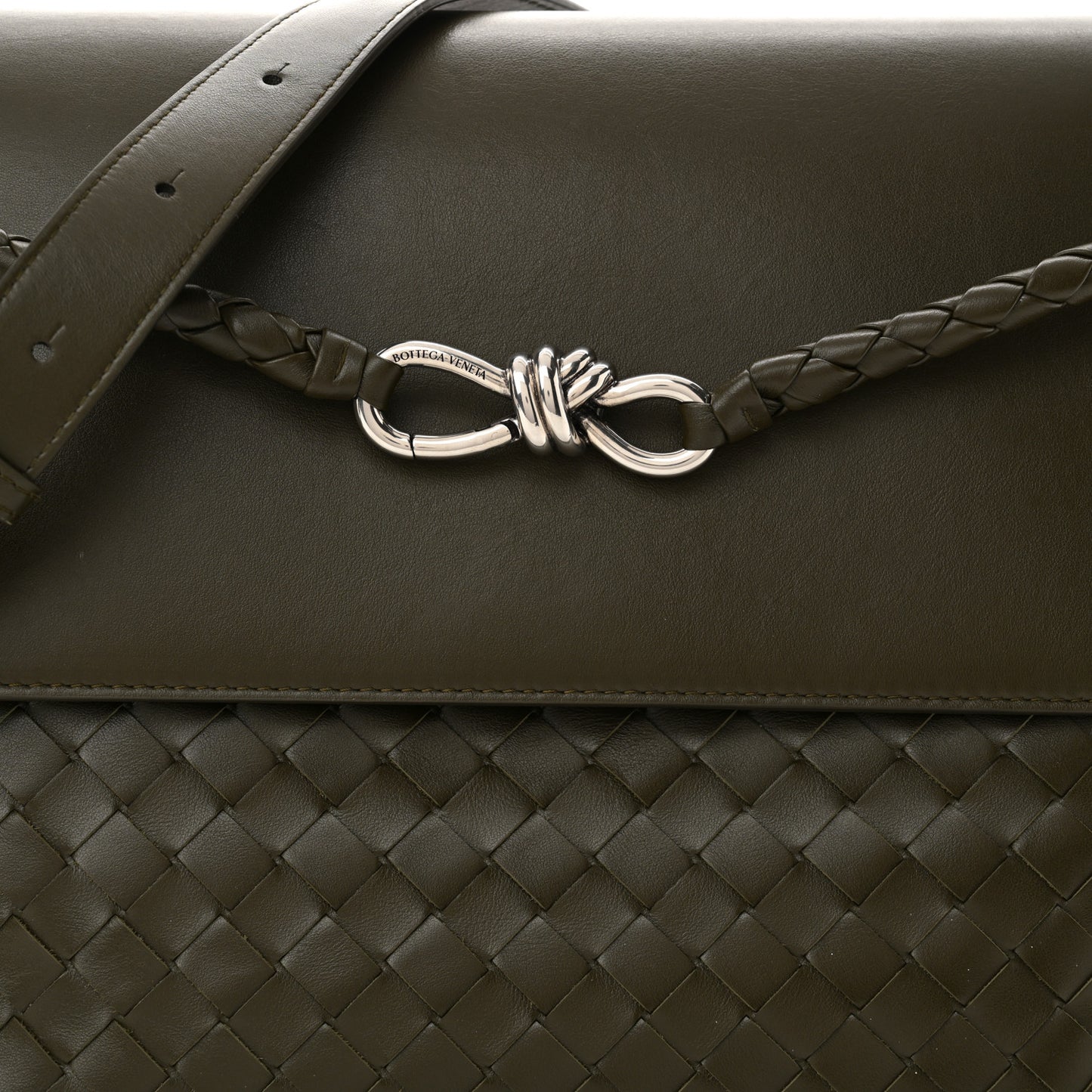Calfskin Intrecciato Medium Andiamo Messenger Bag Kaki