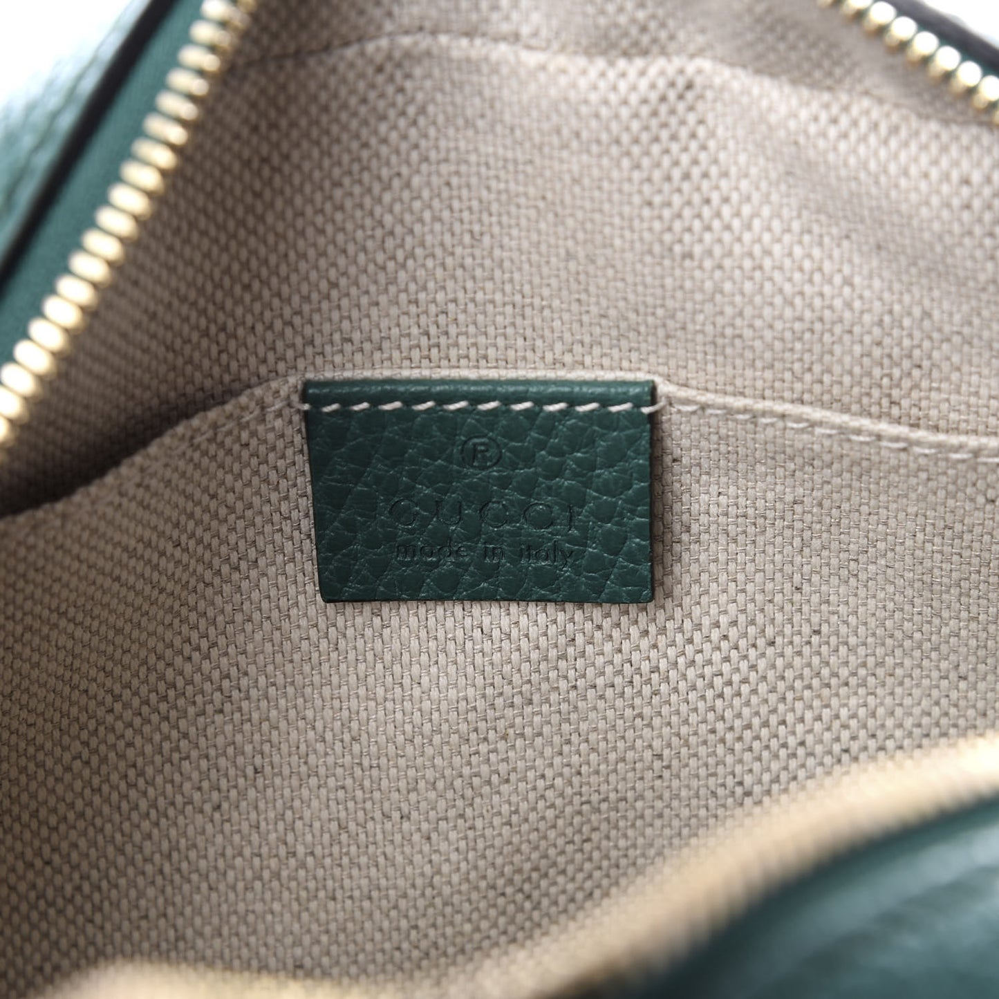 Pebbled Calfskin Small Soho Disco Bag Emerald Green
