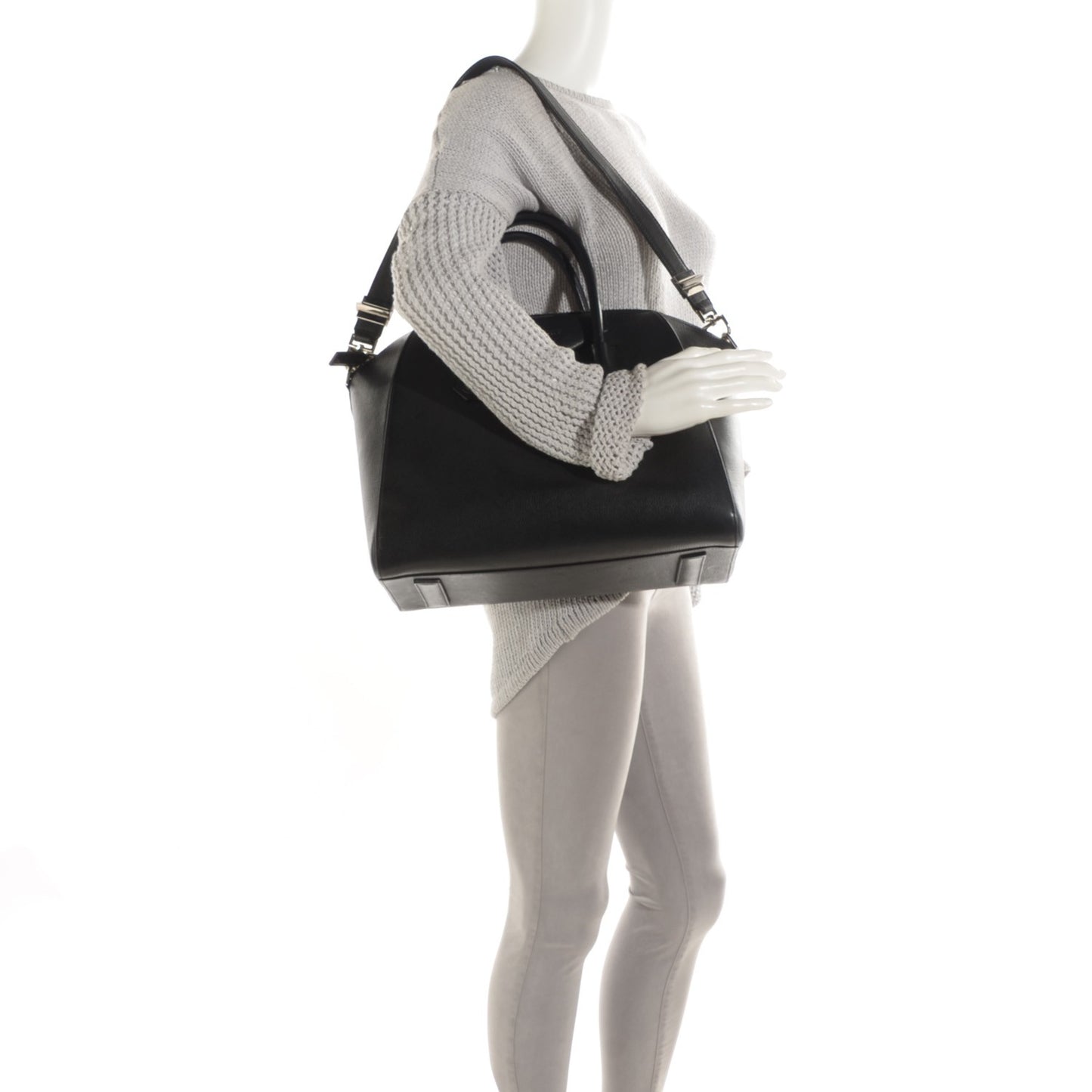 Sugar Goatskin Medium Antigona Black