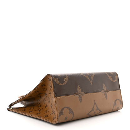 Louis Vuitton Reverse Monogram Giant Onthego MM 4 of 20