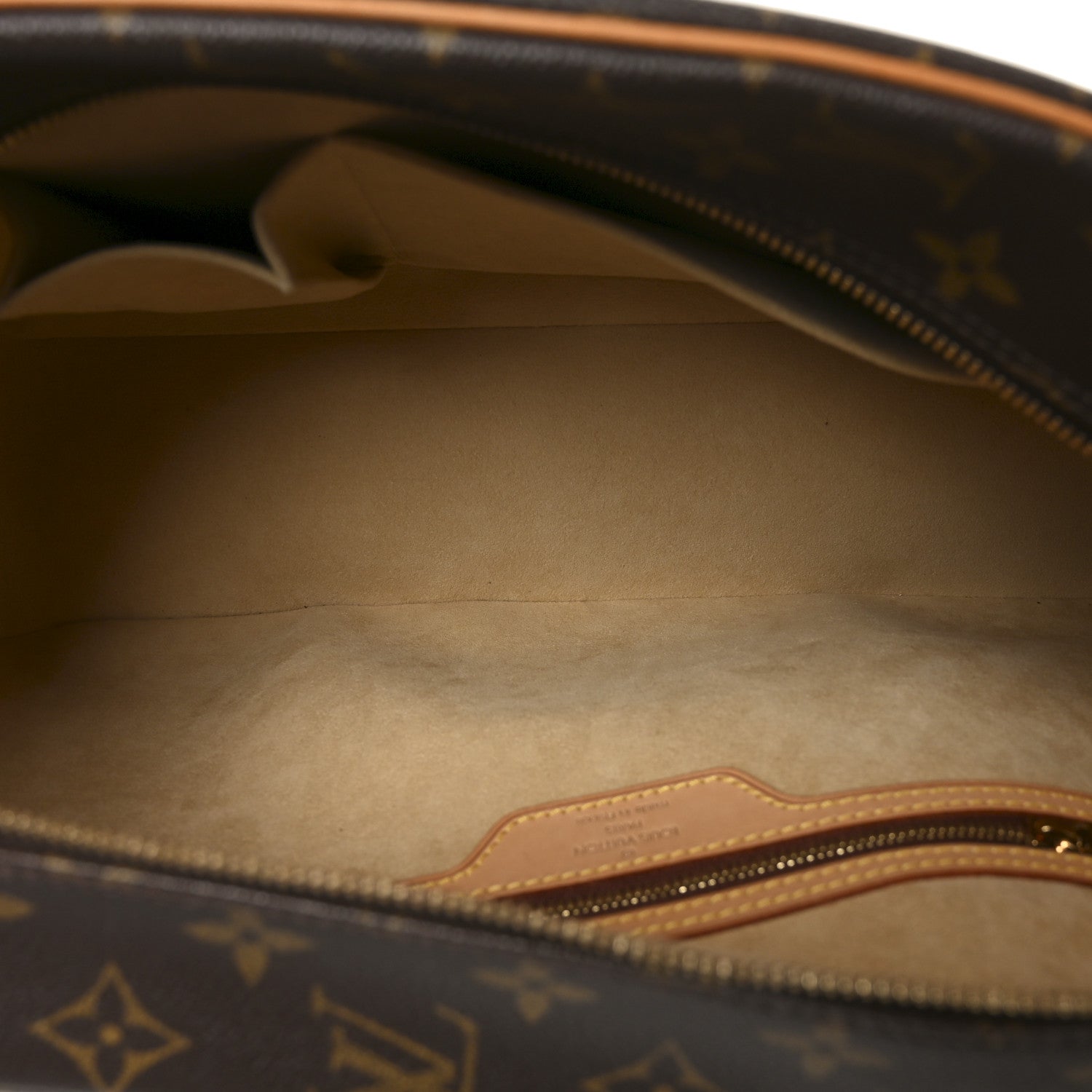 Louis Vuitton Monogram Cite GM 5 of 9