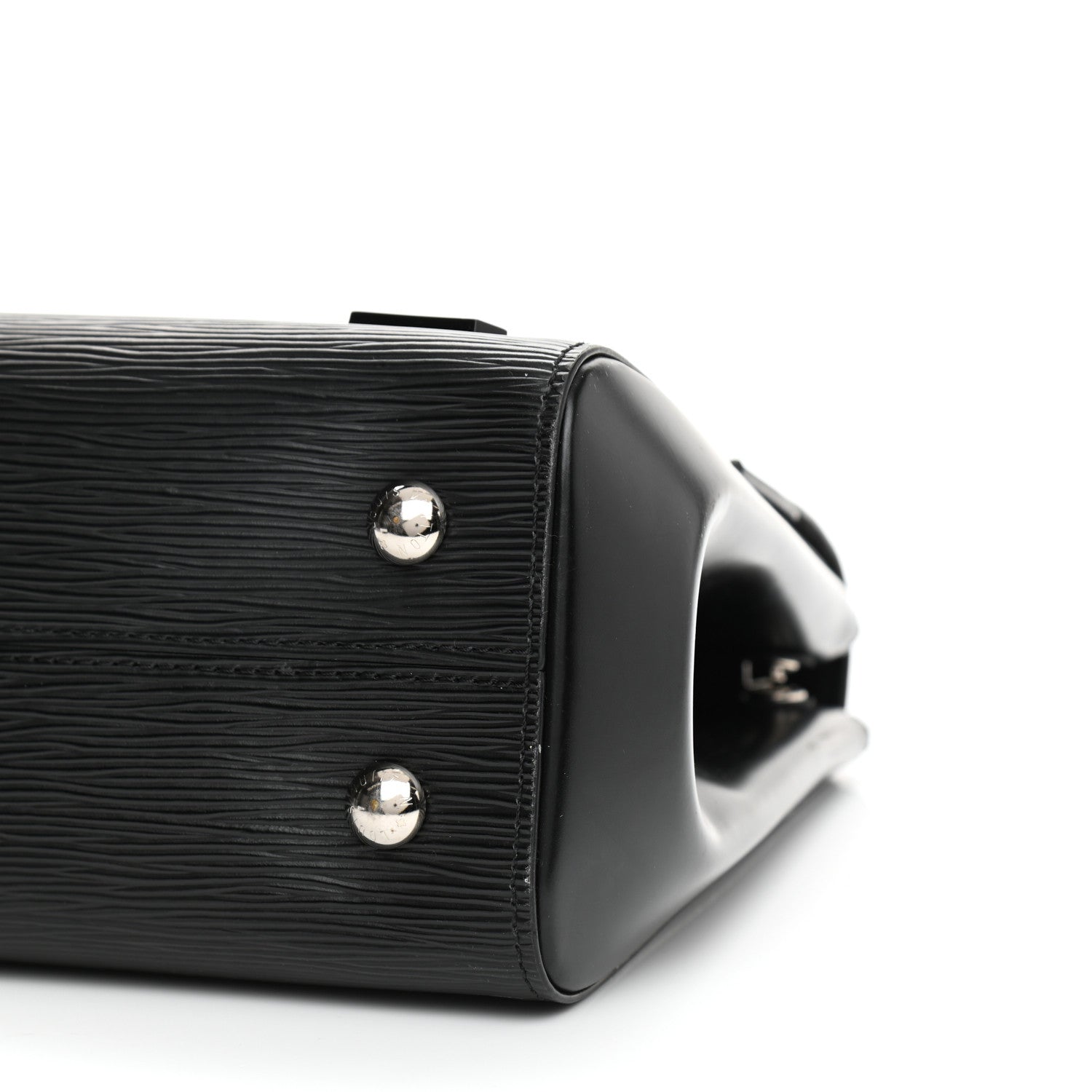 Louis Vuitton Epi Cluny MM Black 9 of 10