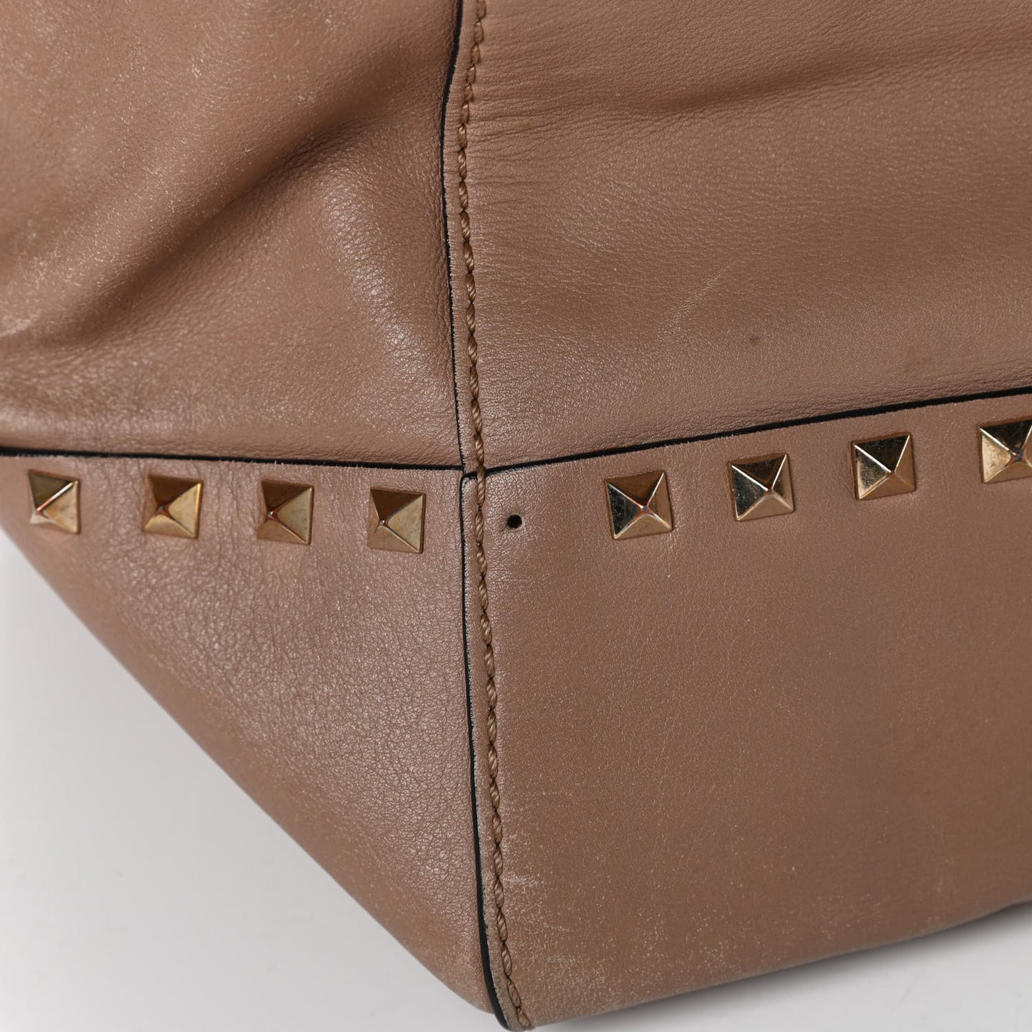Calfskin Rockstud New Dome Bucket Tote Poudre