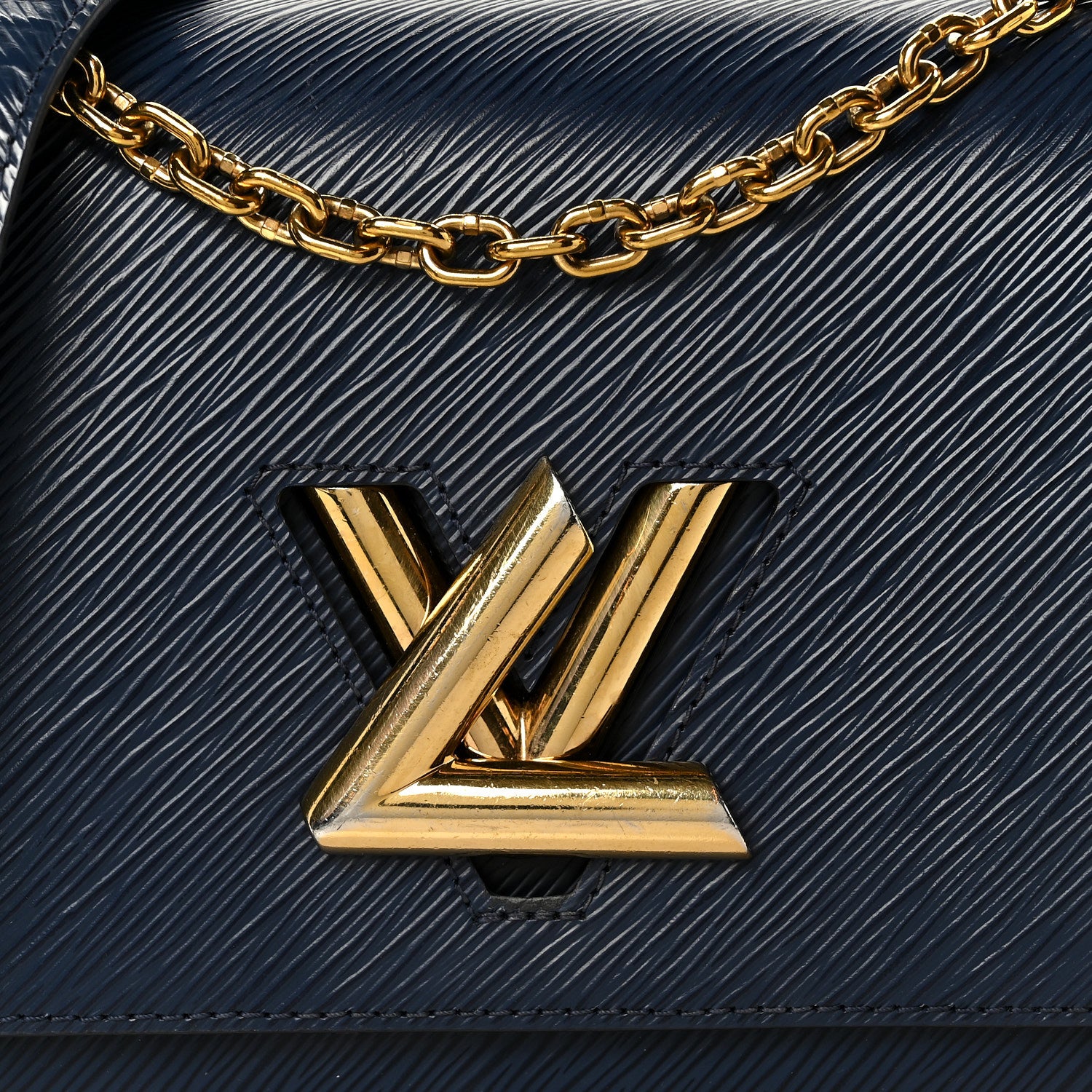 Louis Vuitton Epi Twist Shoulder Bag MM Indigo 1893964 – FASHIONPHILE
