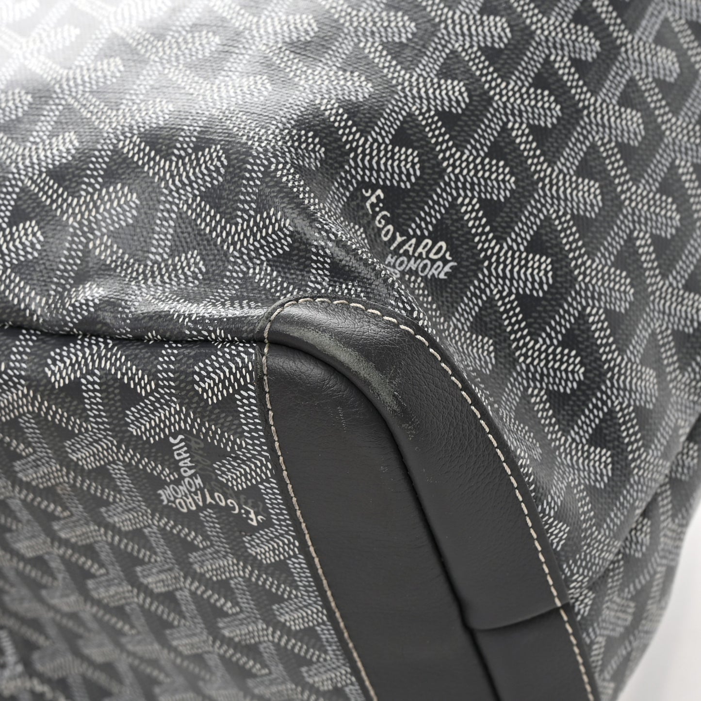 Goyardine Artois MM Grey