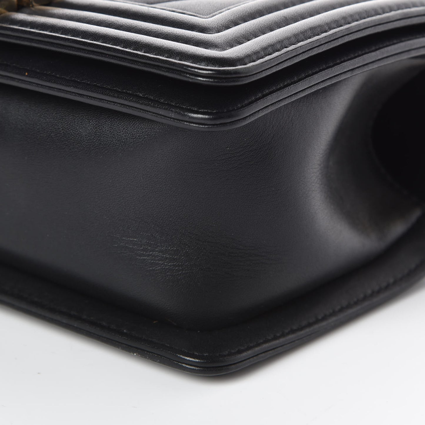 Calfskin Chevron Quilted Small Boy Flap Black