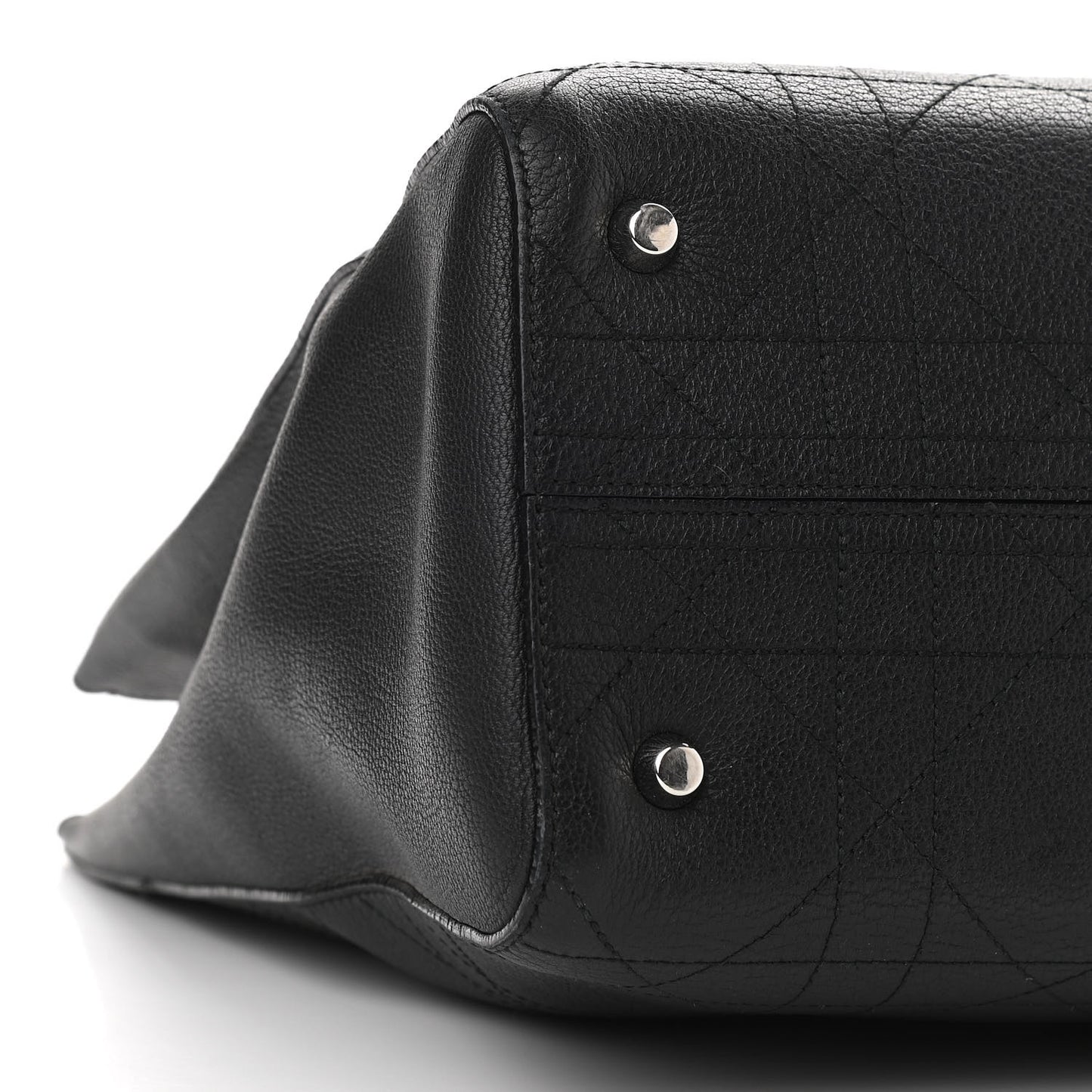 Grained Calfskin Cannage Medium Ultradior Tote Black