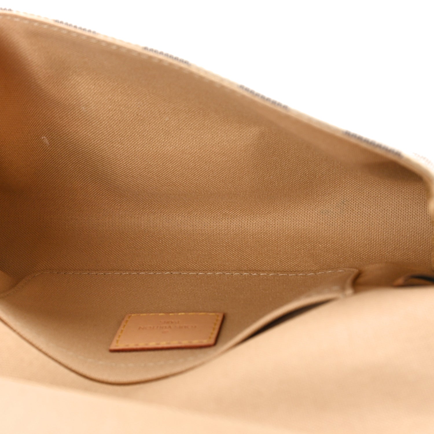 Louis Vuitton Damier Azur Favorite PM 5 of 12