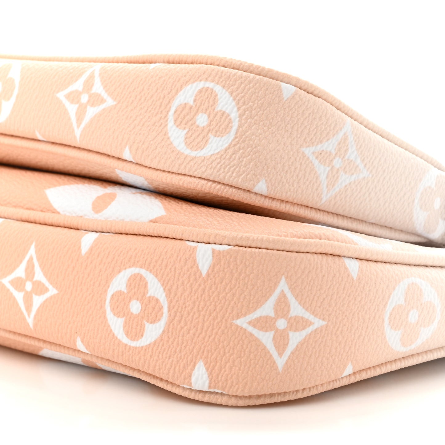 Monogram Giant By The Pool Multi Pochette Accessories Brume