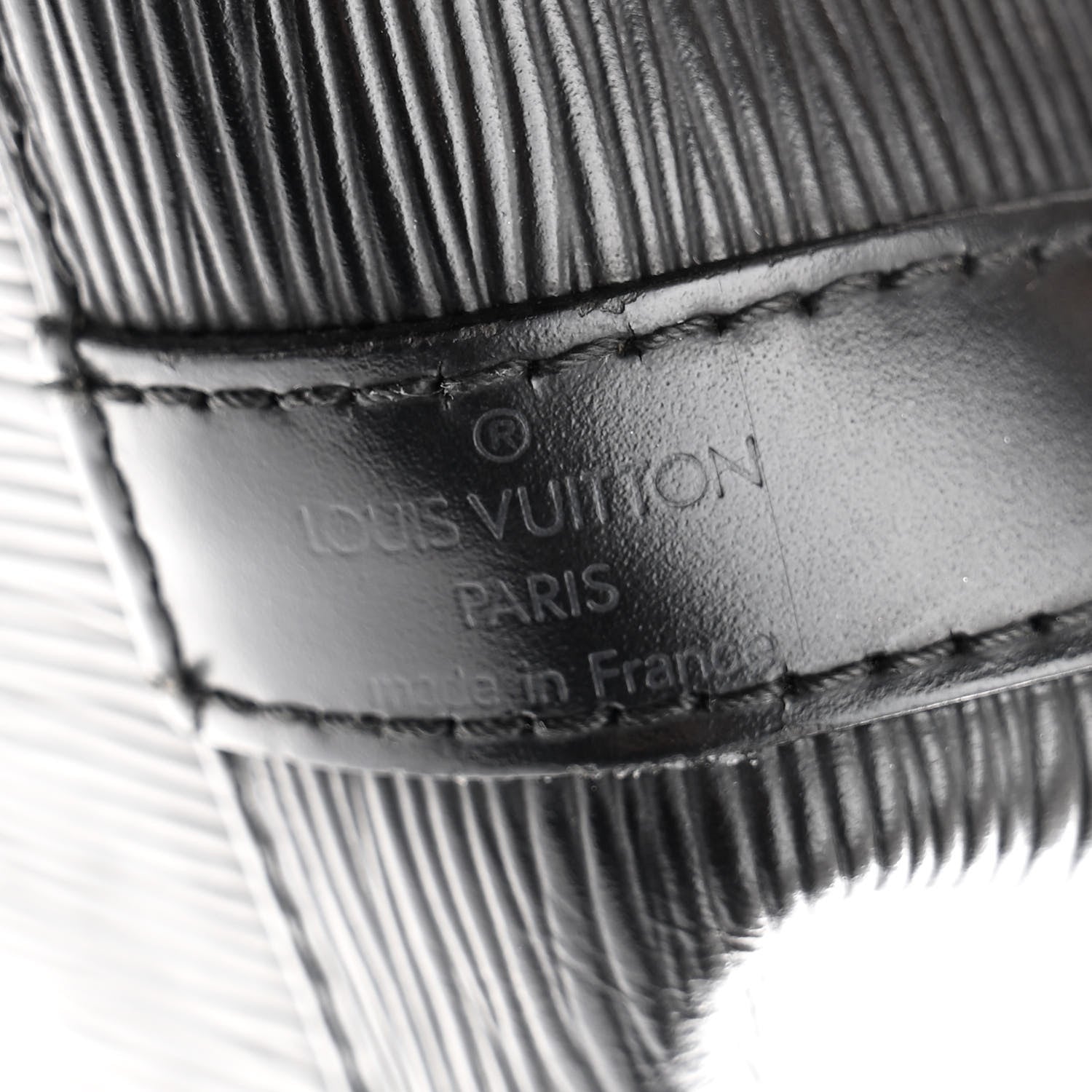 Louis Vuitton Epi Noe Black 6 of 14