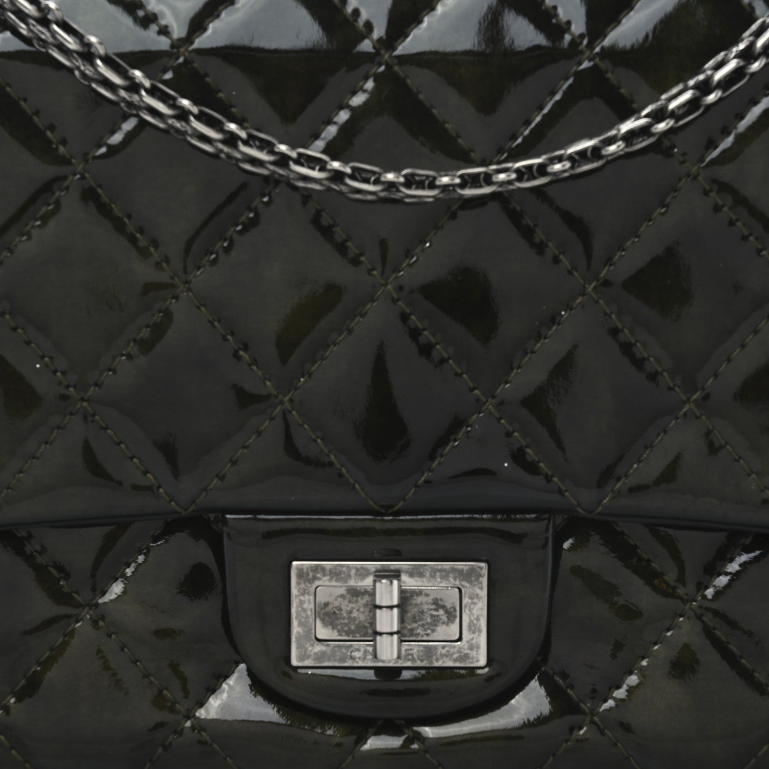 Chanel Patent Quilted 2.55 Reissue 226 Flap Green 8 of 10