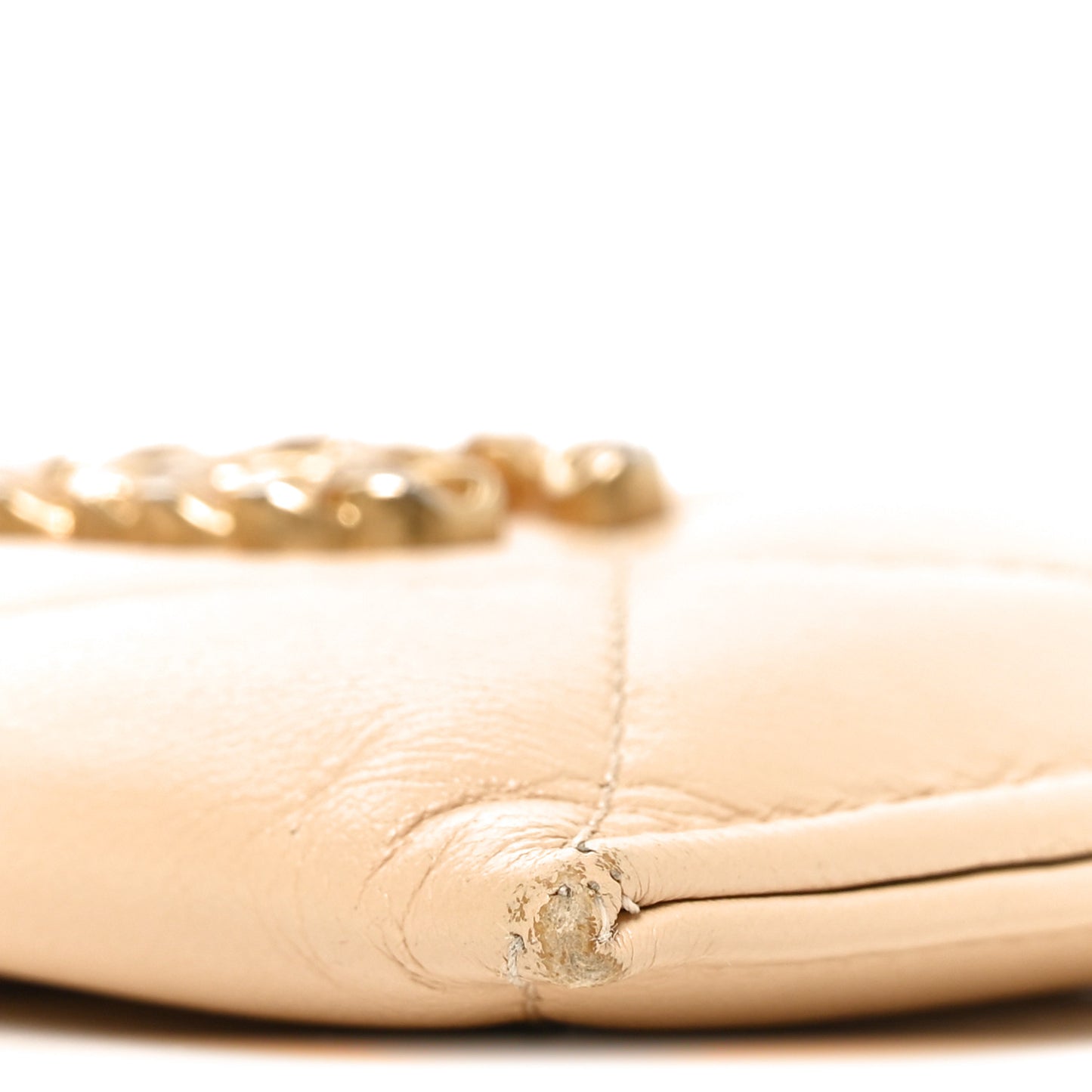 Lambskin Quilted Chanel 19 Card Holder Light Beige