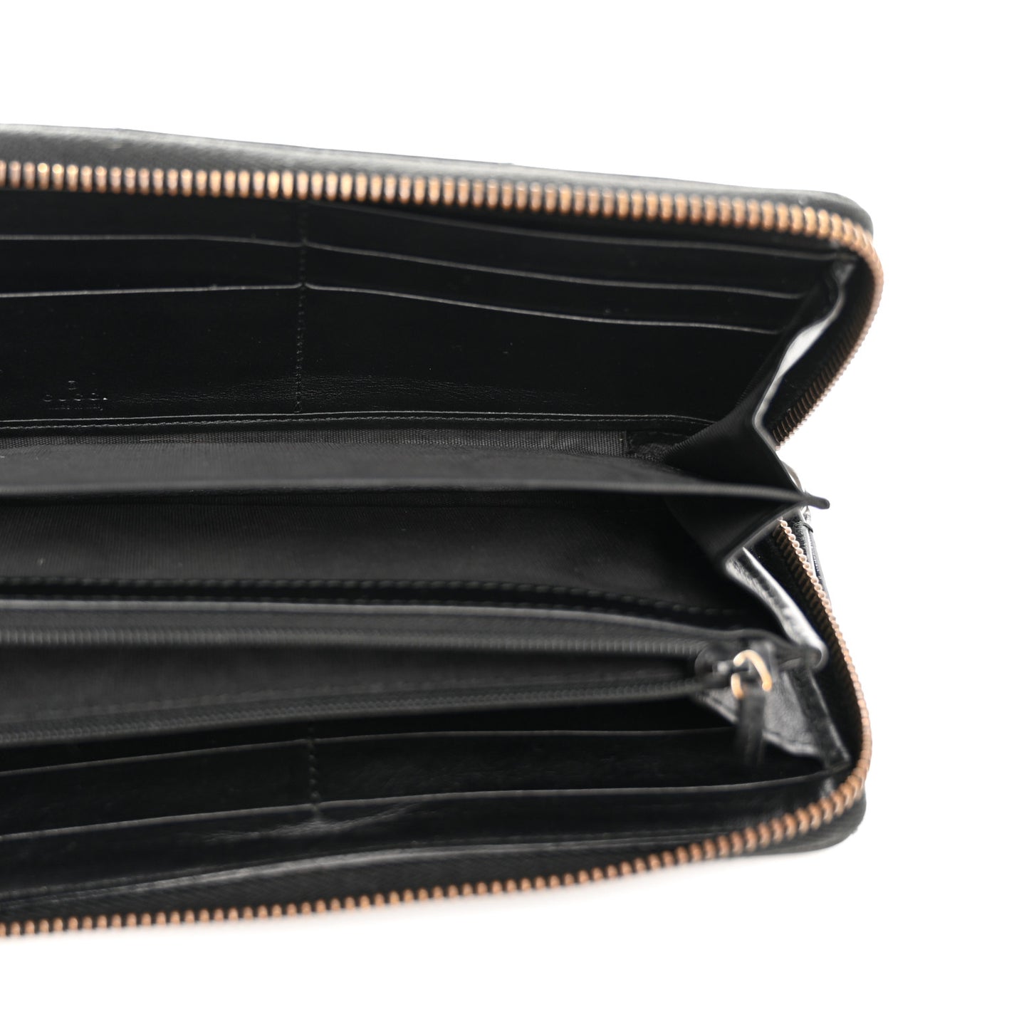 Calfskin Matelasse GG Marmont Zip Around Wallet Black