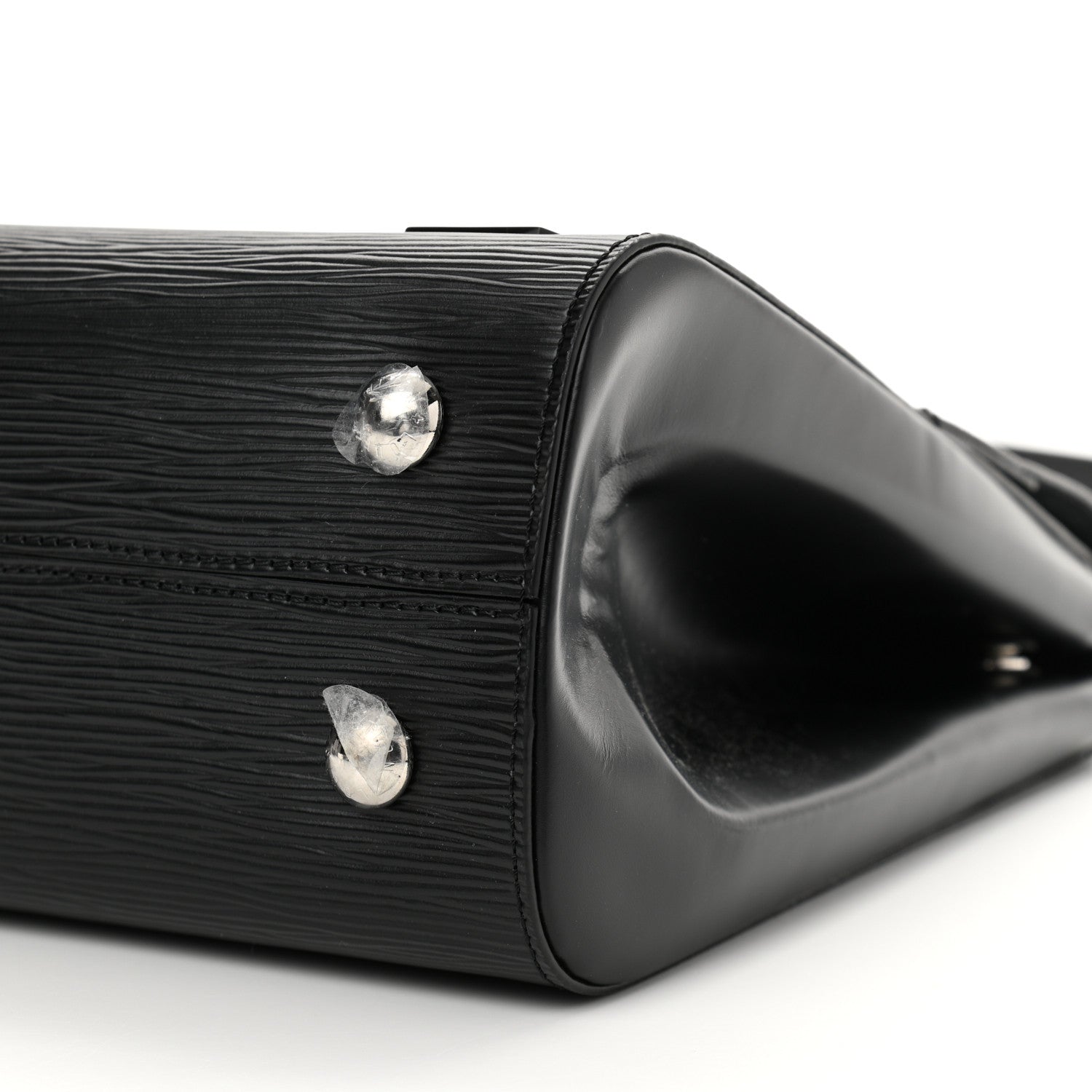 Louis Vuitton Epi Cluny MM Black 10 of 11