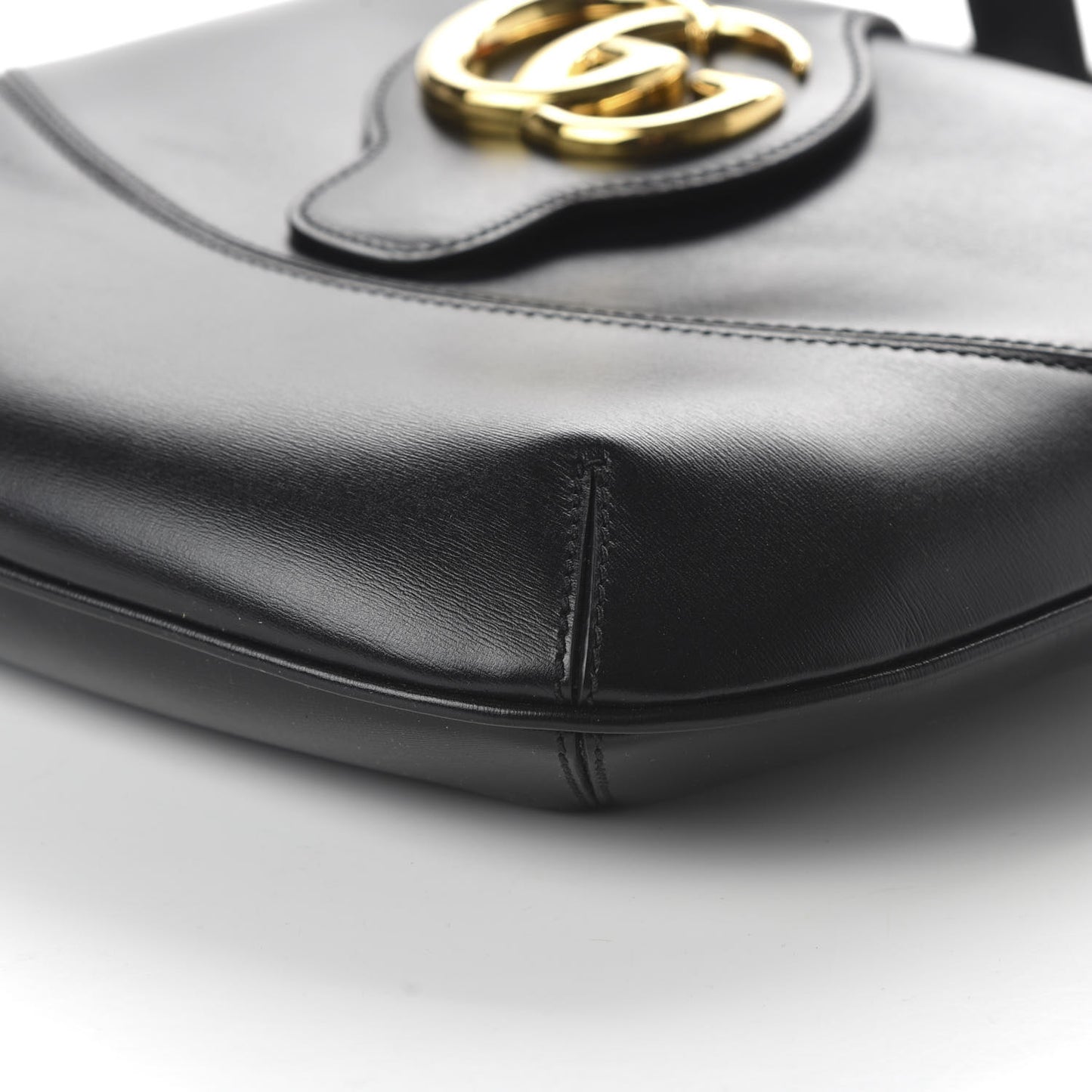 Calfskin Medium Arli Shoulder Bag Black