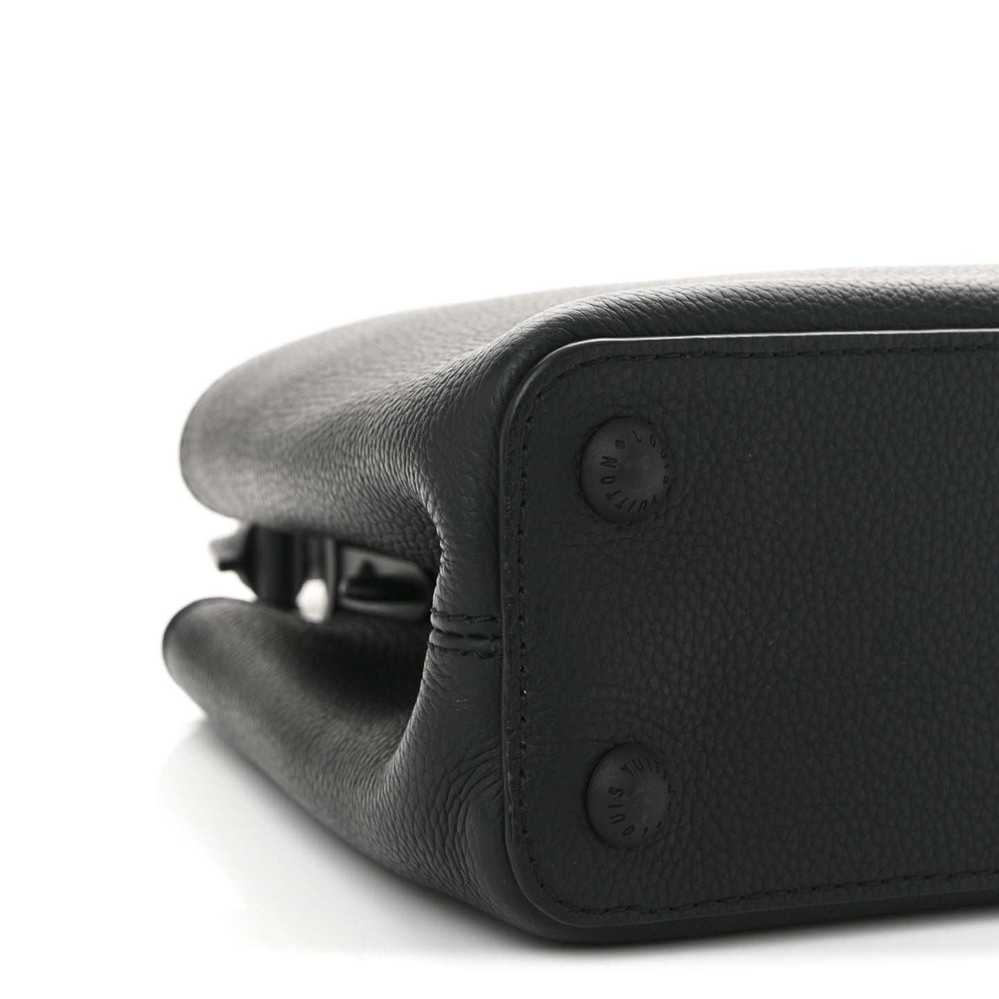 Taurillon Capucines BB Matte Black
