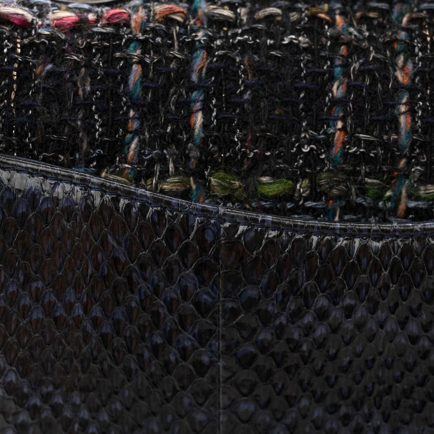 Tweed Snakeskin Quilted Small CC Filigree Flap Multicolor