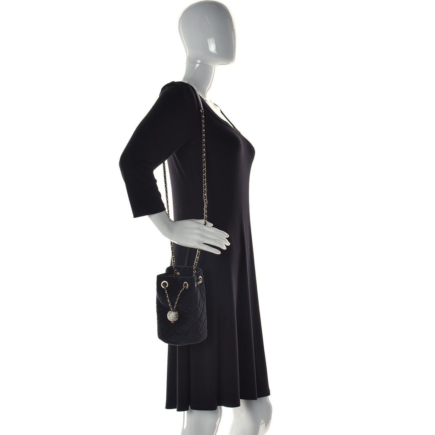 Velvet Quilted Pearl Crush Drawstring Bag Black