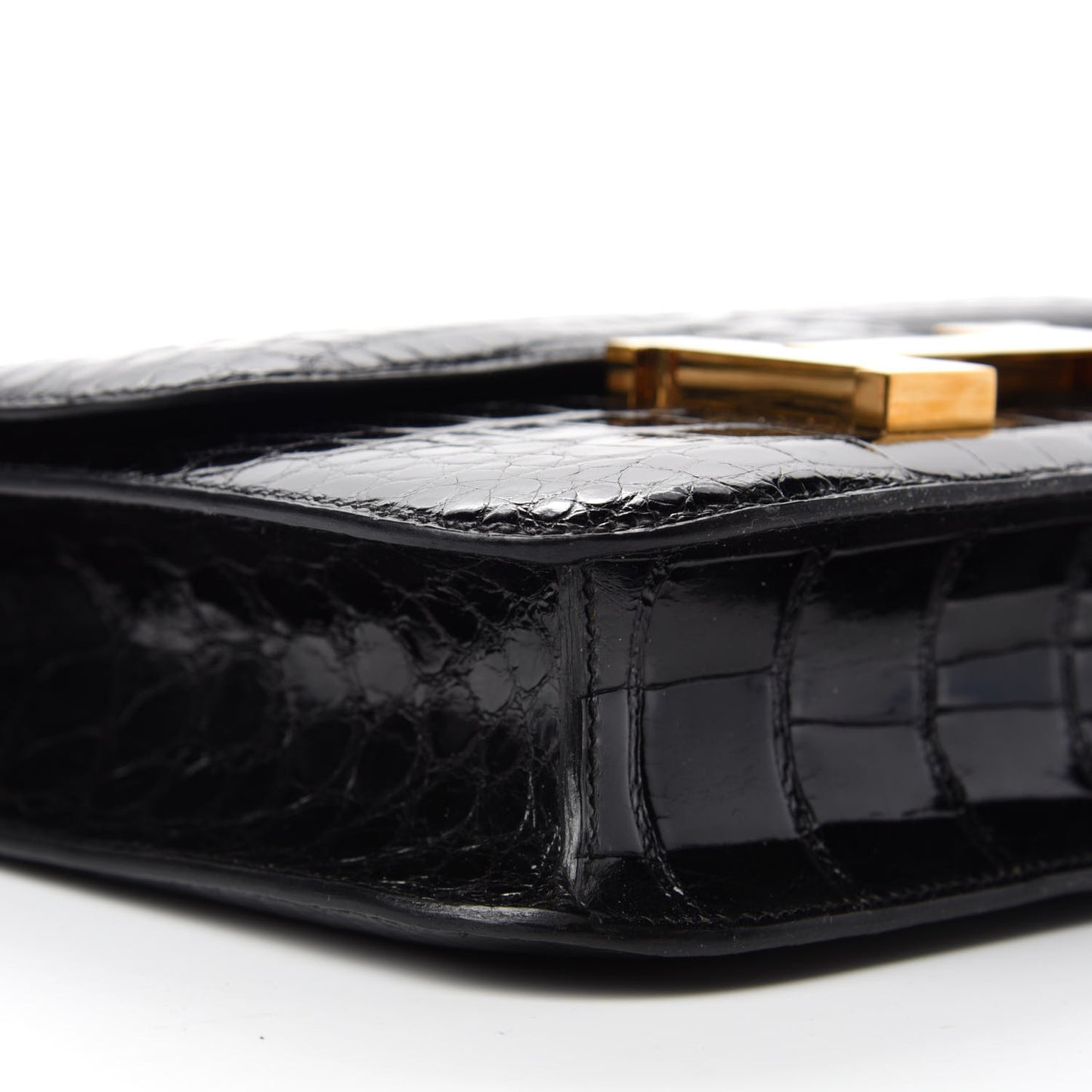 Shiny Alligator Constance 23 Black