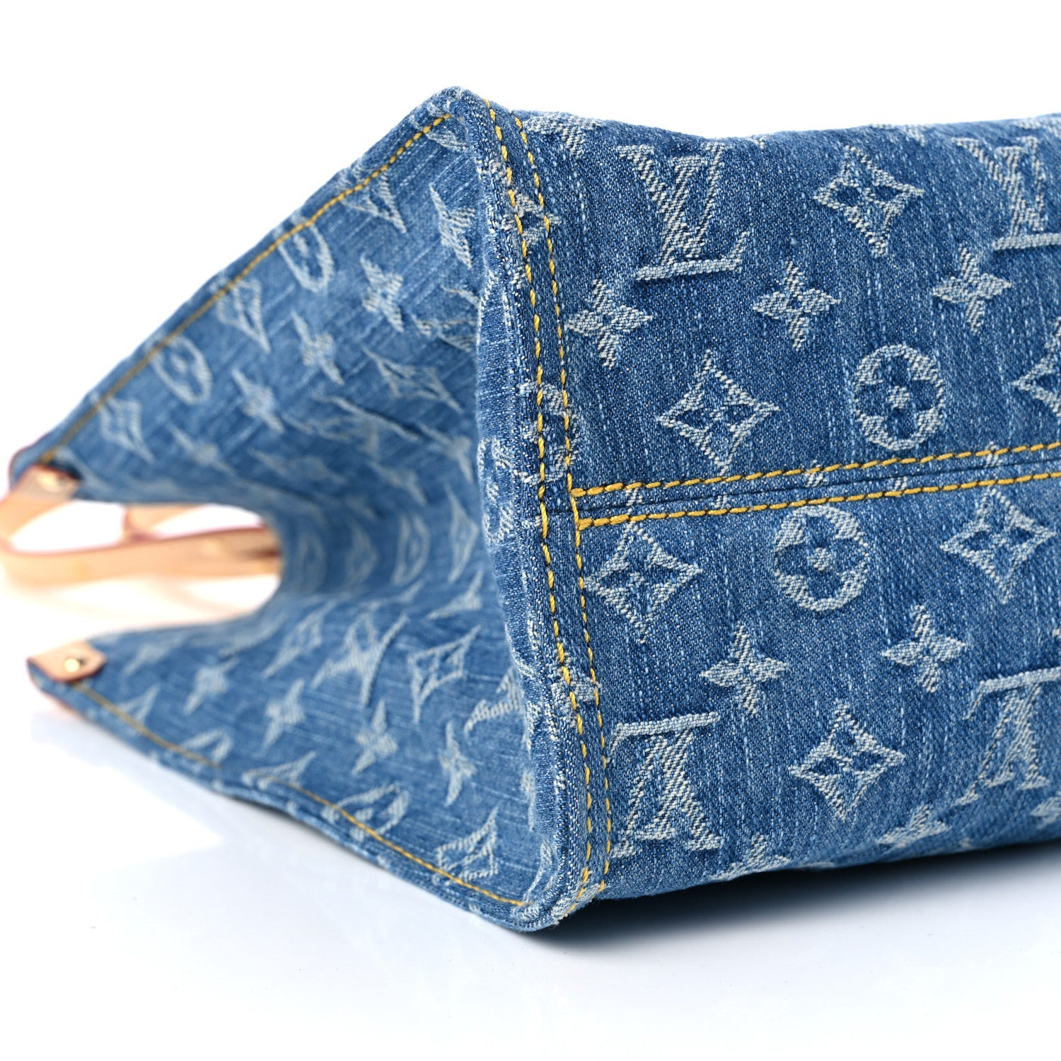 Louis Vuitton Monogram Denim Onthego MM Blue 1387278 – FASHIONPHILE