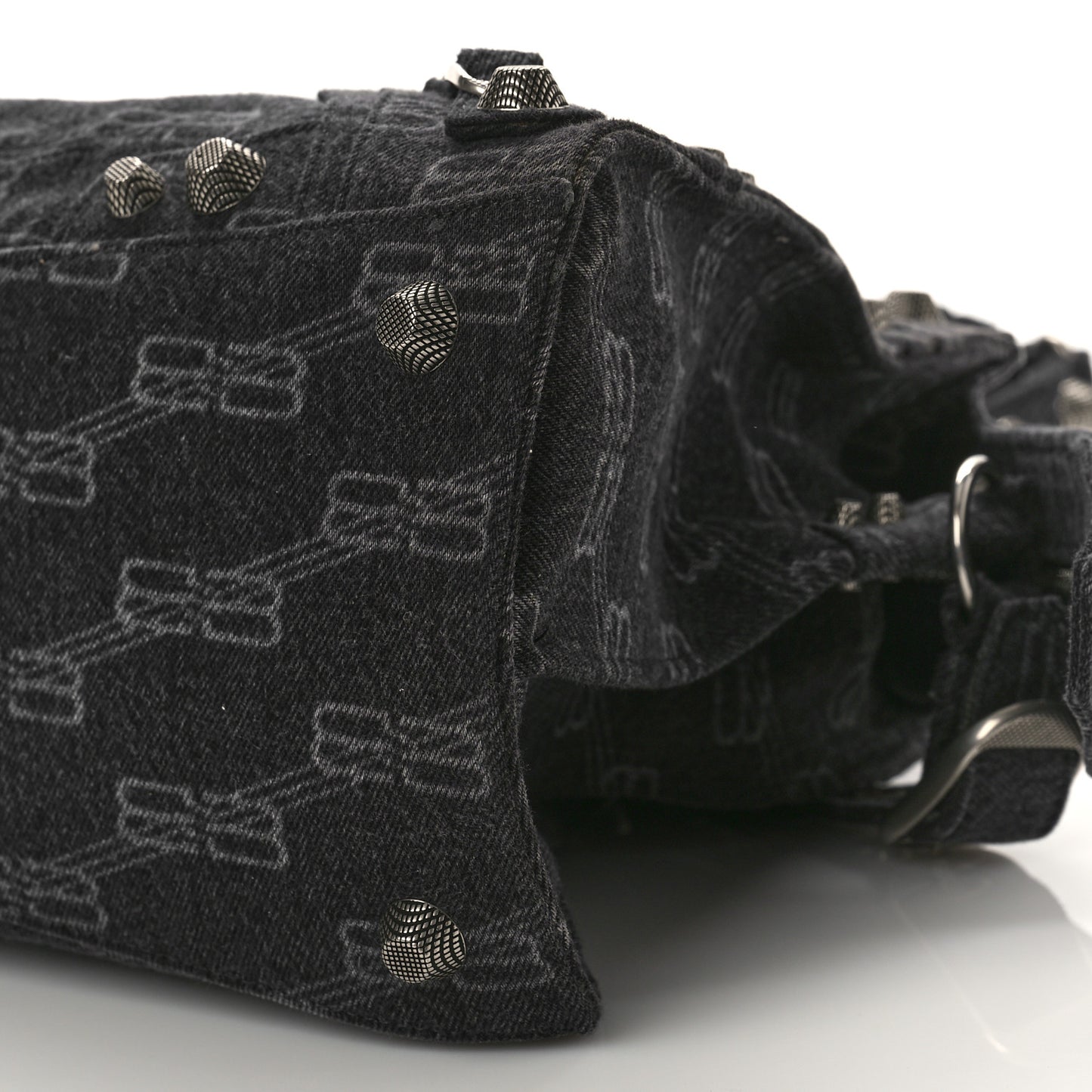 Washed Denim BB Monogram Neo Cagole City Handbag Black
