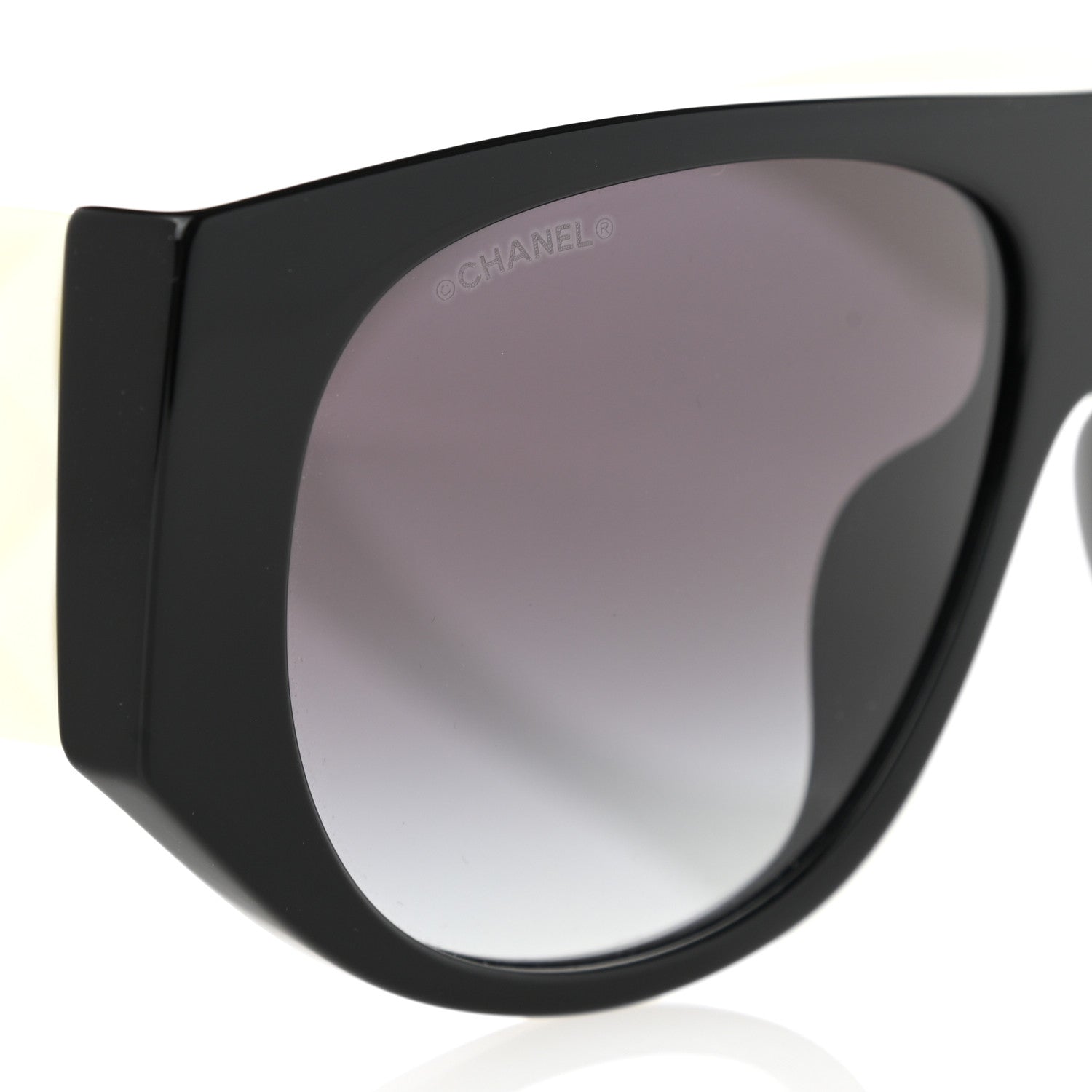 Chanel Acetate Quilted CC Pilot Sunglasses 71465 White Black 7 of 8