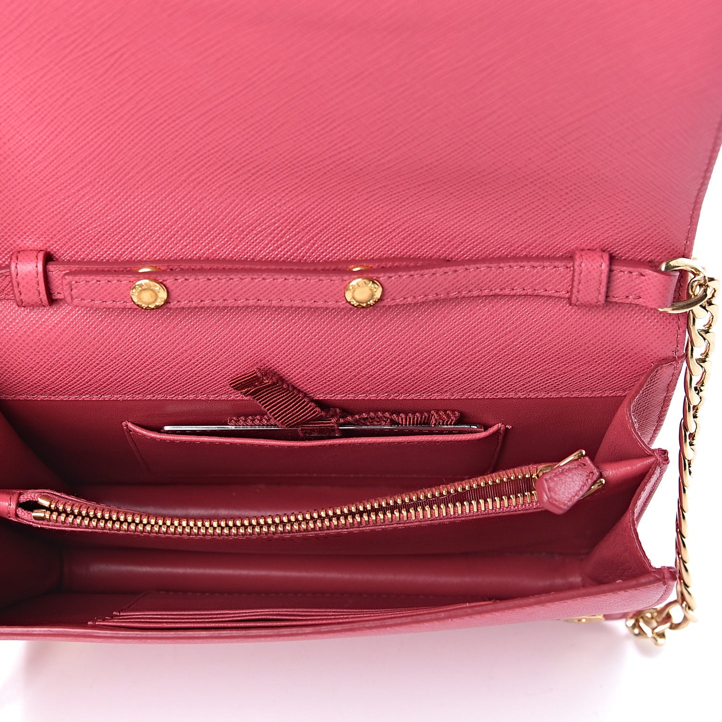 Saffiano Lux Chain Wallet Peonia