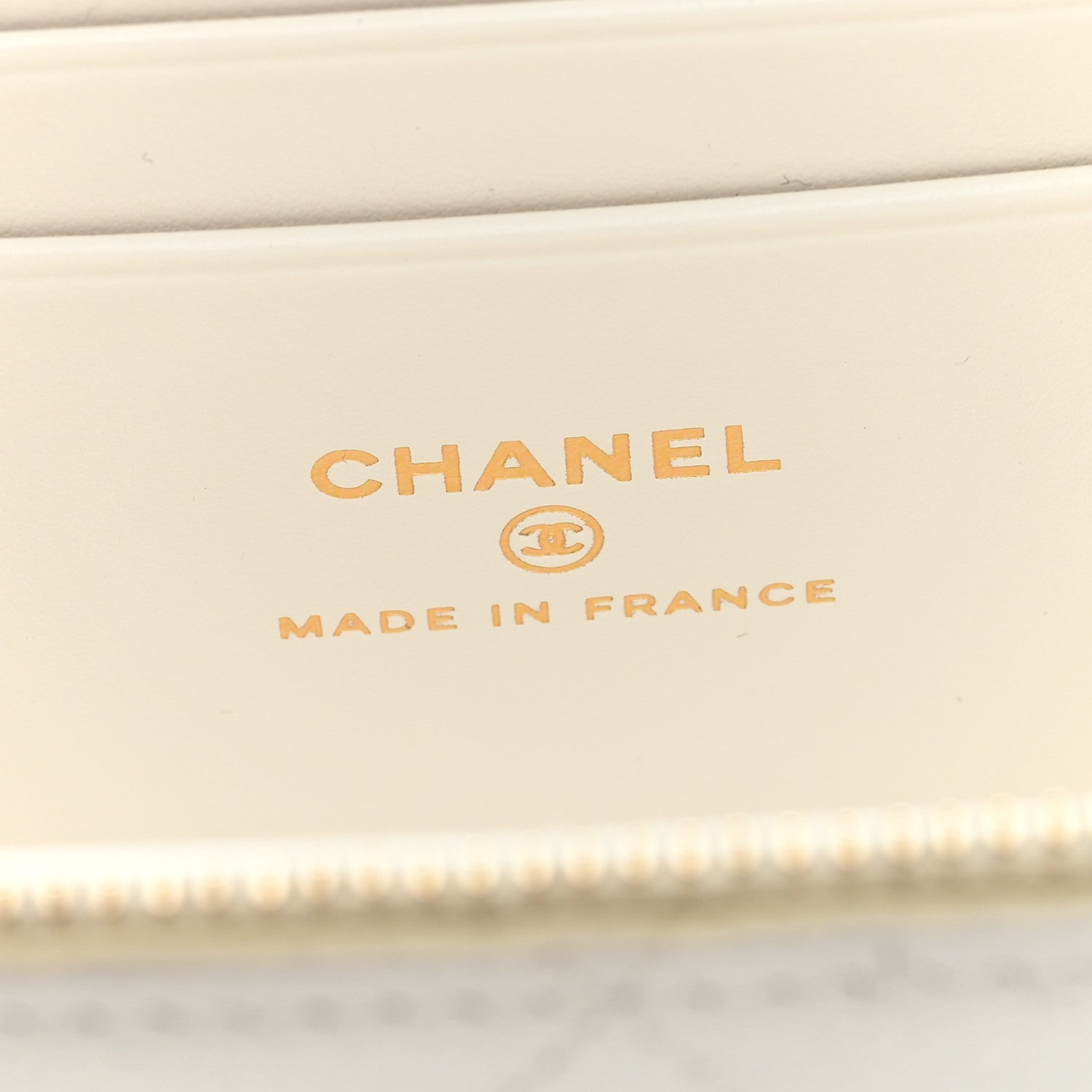 Chanel Caviar Quilted Small Vanity Case With Chain White 6 of 10