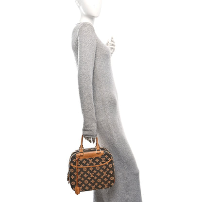 Louis Vuitton Monogram Tuffetage Deauville Cube Caramel 2 of 10