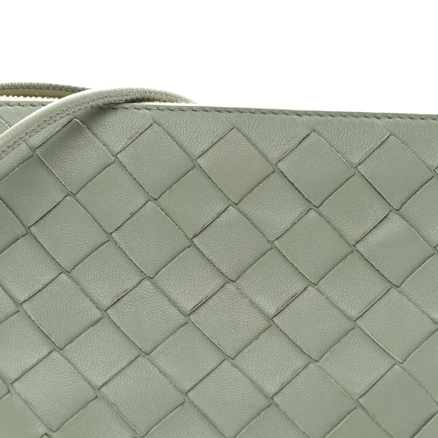 Bottega Veneta Nappa Intrecciato Half Moon Pouch On Strap Sauge 7 of 9