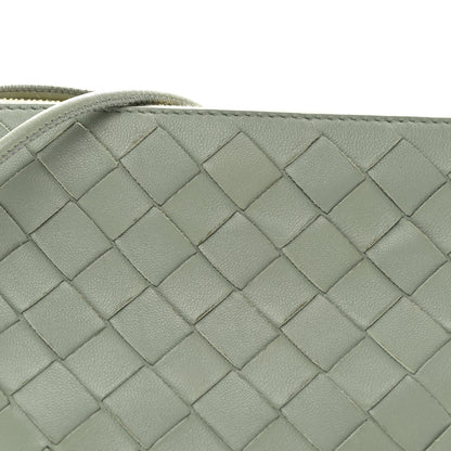 Bottega Veneta Nappa Intrecciato Half Moon Pouch On Strap Sauge 7 of 9