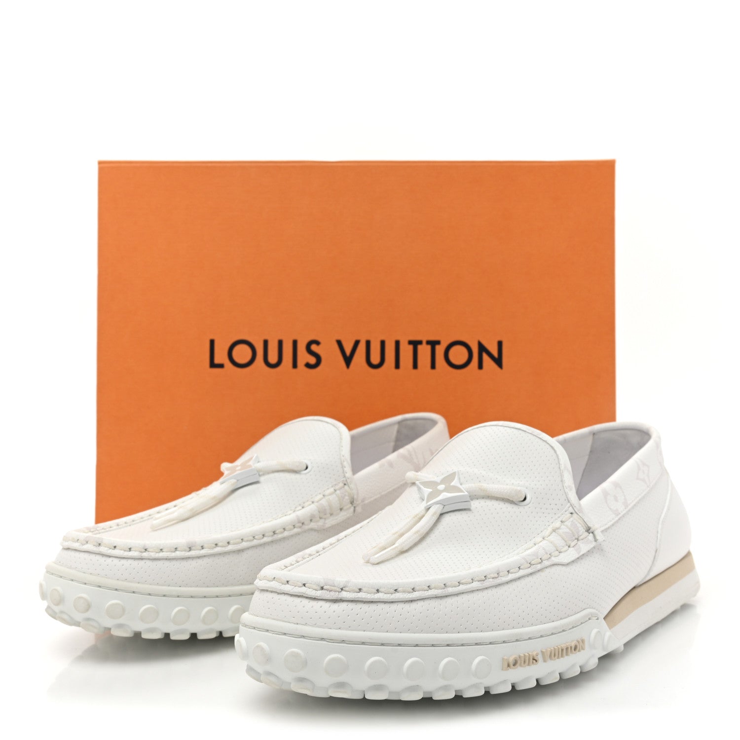 LOUIS VUITTON ローファー ホワイト Louis Vuitton Perforated Calfskin Monogram Mens LV Racer Mocassin