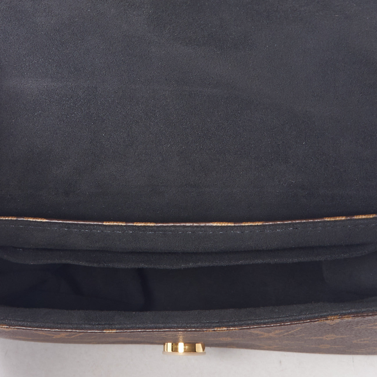 Monogram Locky BB Black