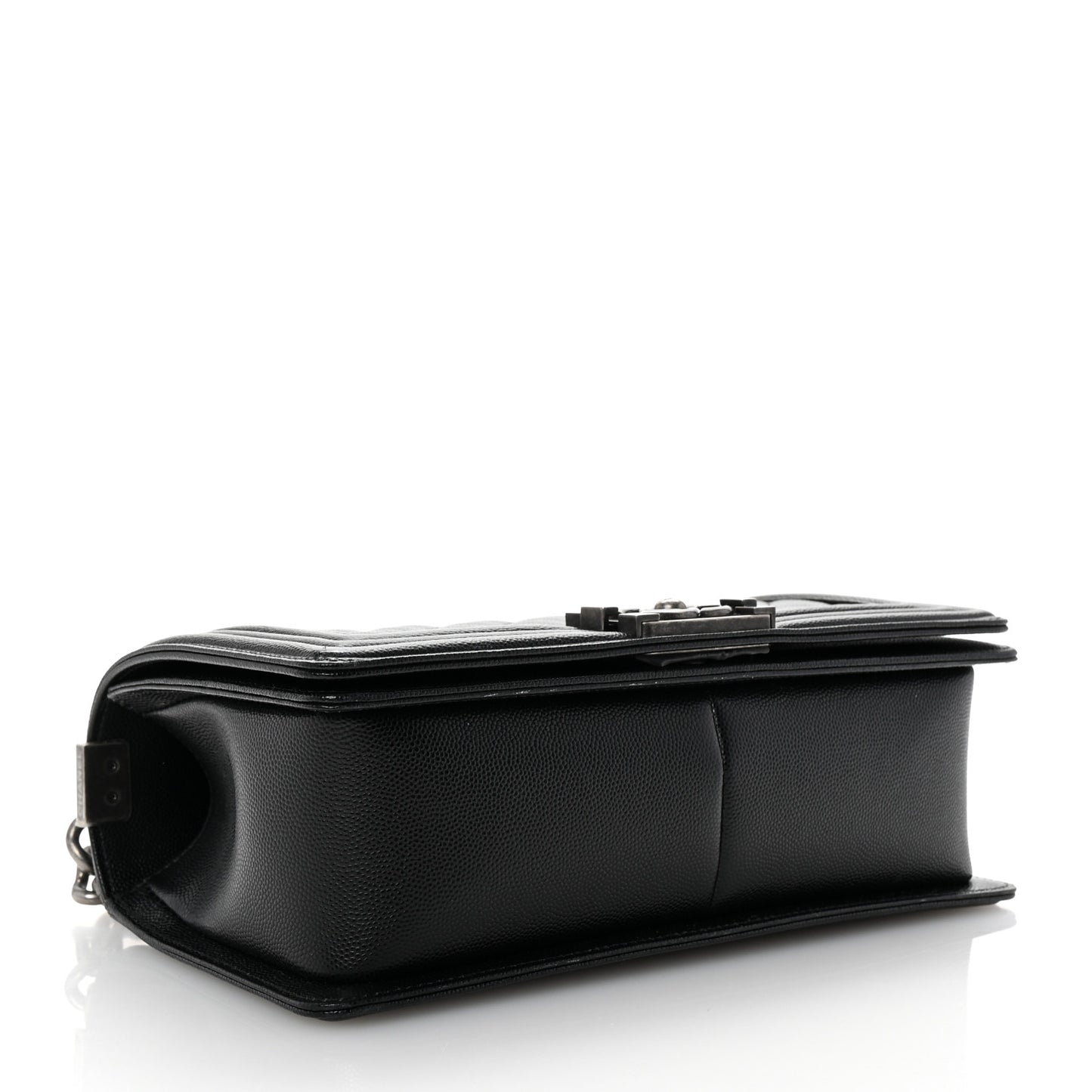 Caviar Quilted Medium Boy Flap Black