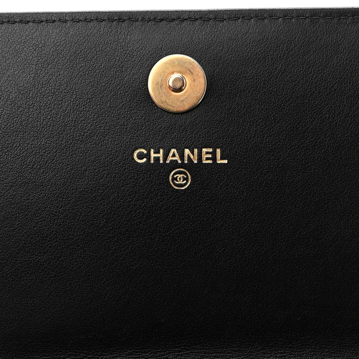 Caviar Quilted Boy Clutch With Chain Black