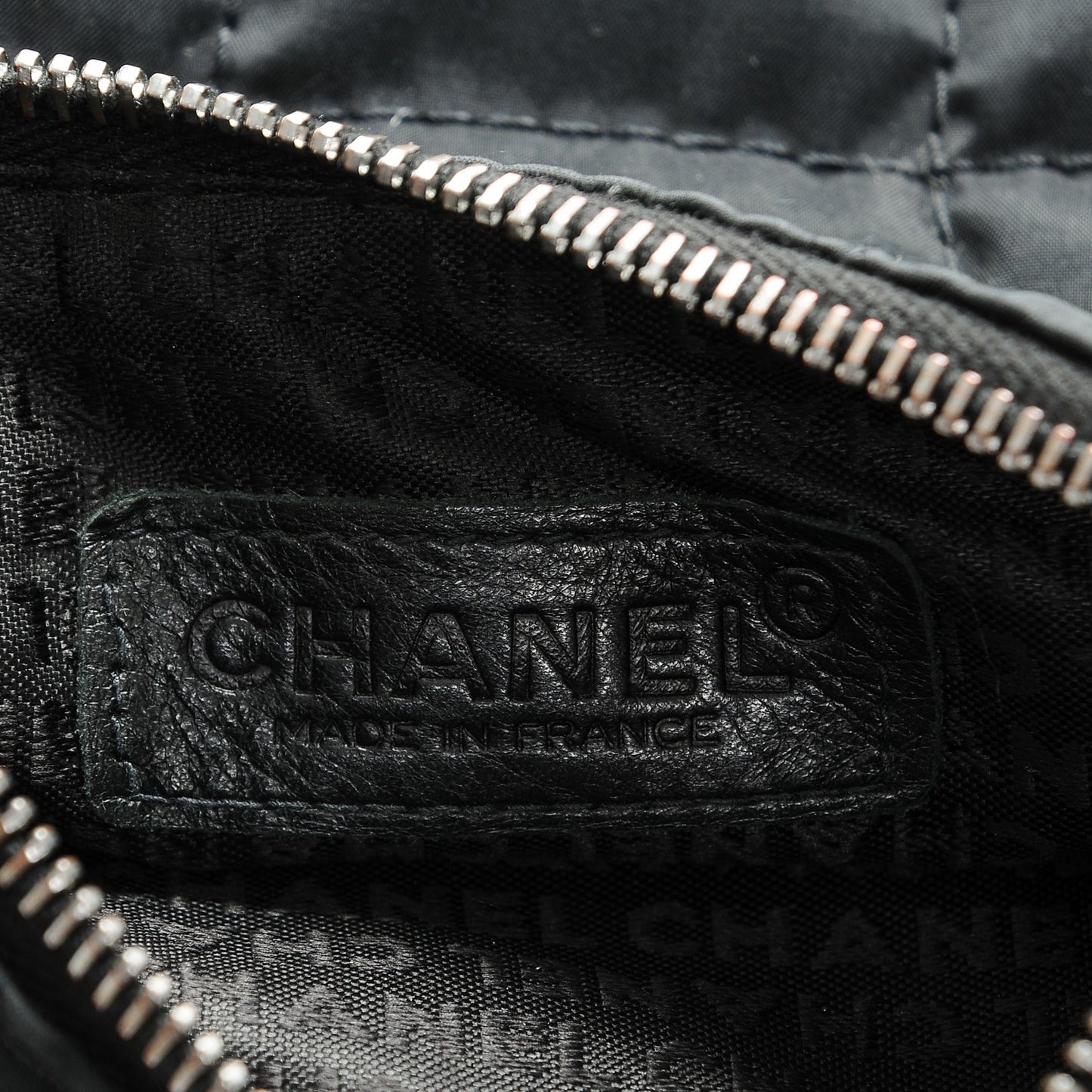 Nylon Quilted Pochette Black