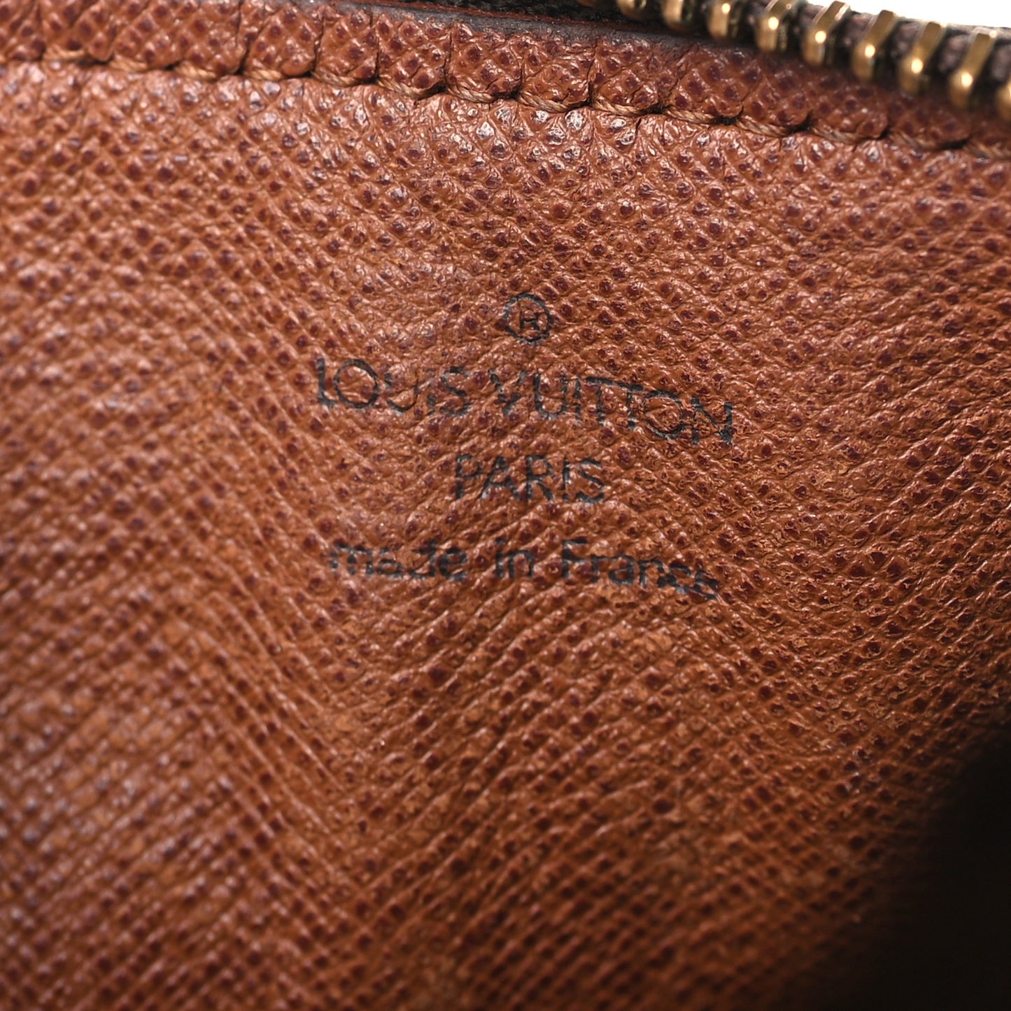 Monogram Papillon 26