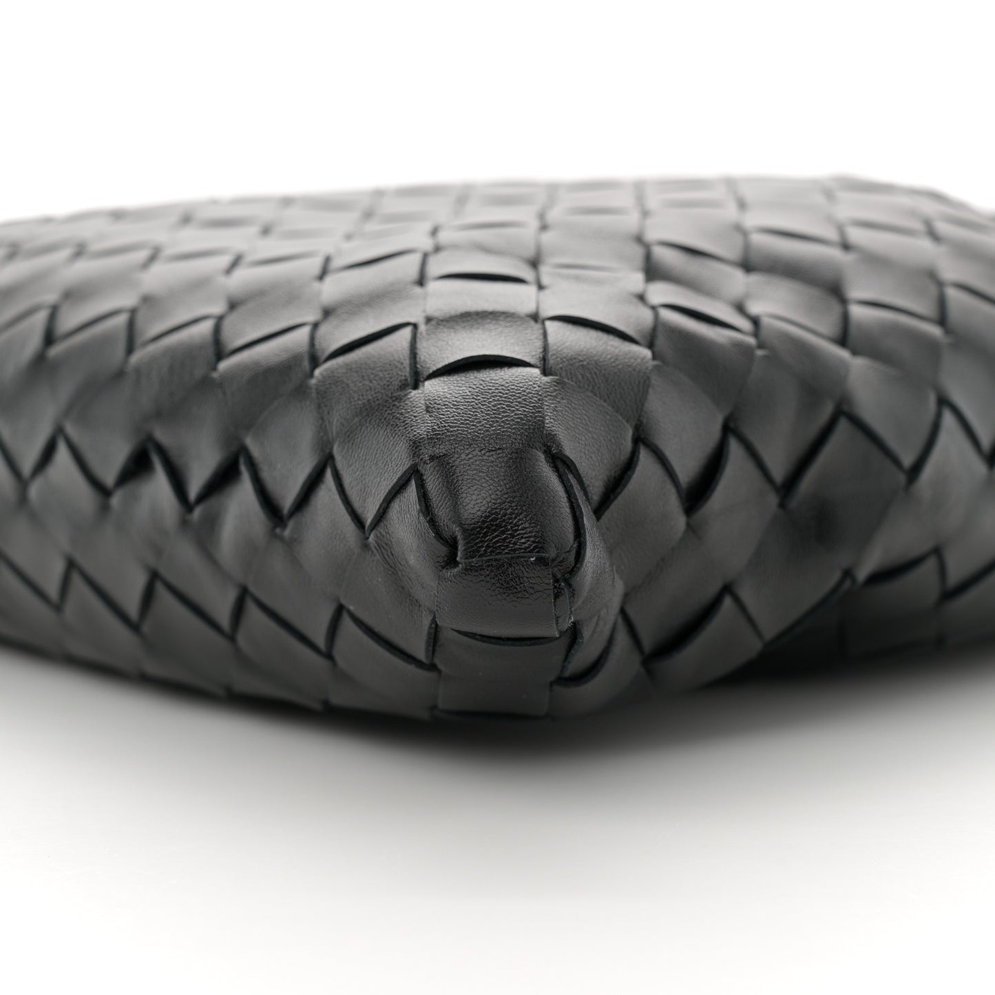 Calfskin Intrecciato Small Hop Black