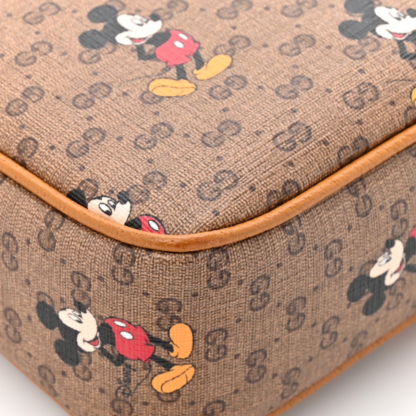 X DISNEY Mini Vintage GG Supreme Monogram Mickey Mouse Small Belt Bag 90 36 Beige Vintage Sun Oil