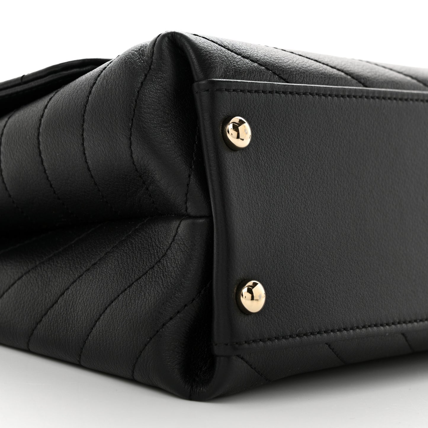 Grained Calfskin Small Chevron Chic Top Handle Flap Black