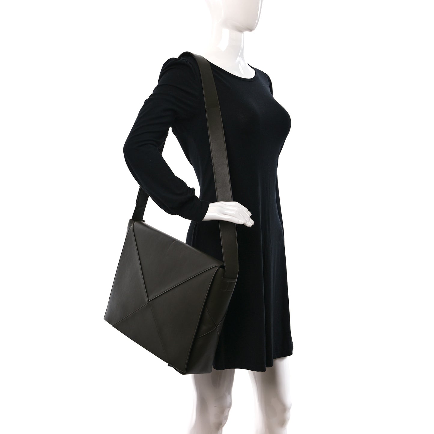 Lambskin Maxi Intrecciato Messenger Bag