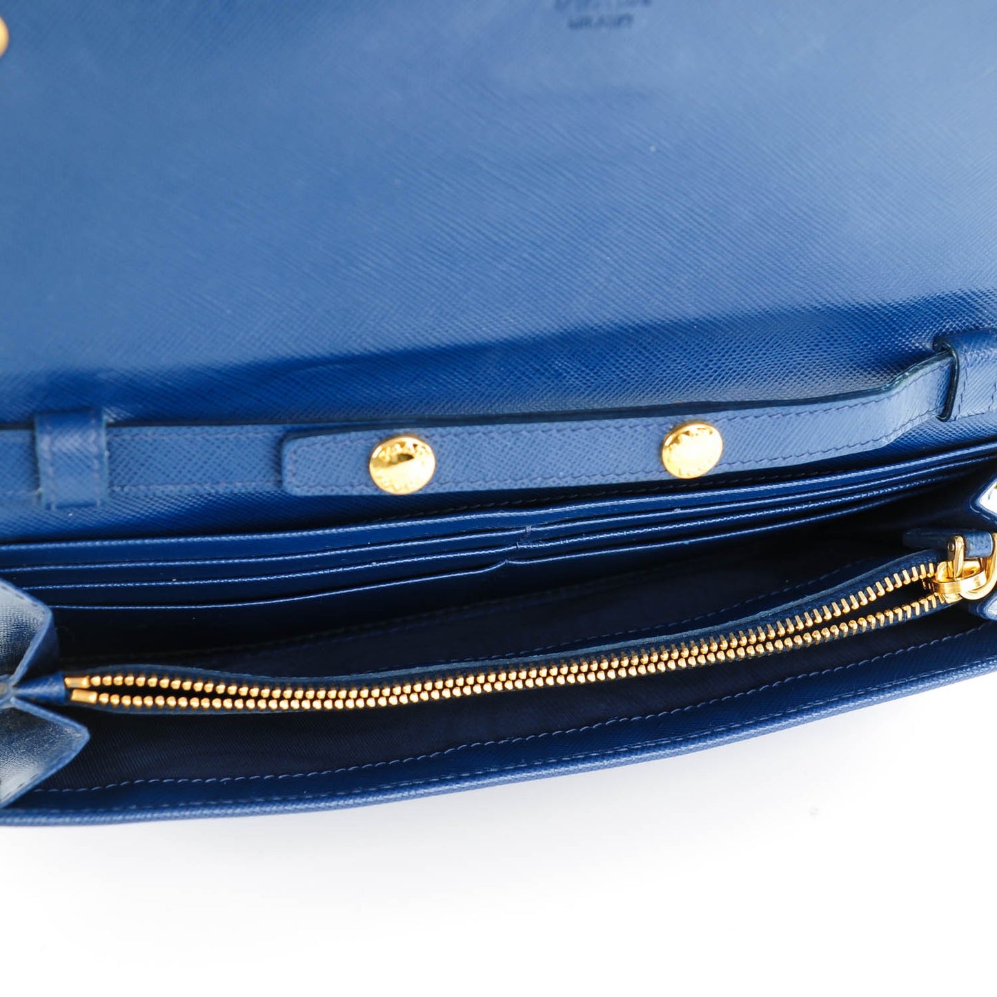 Saffiano Metal Oro Chain Wallet Bleuette