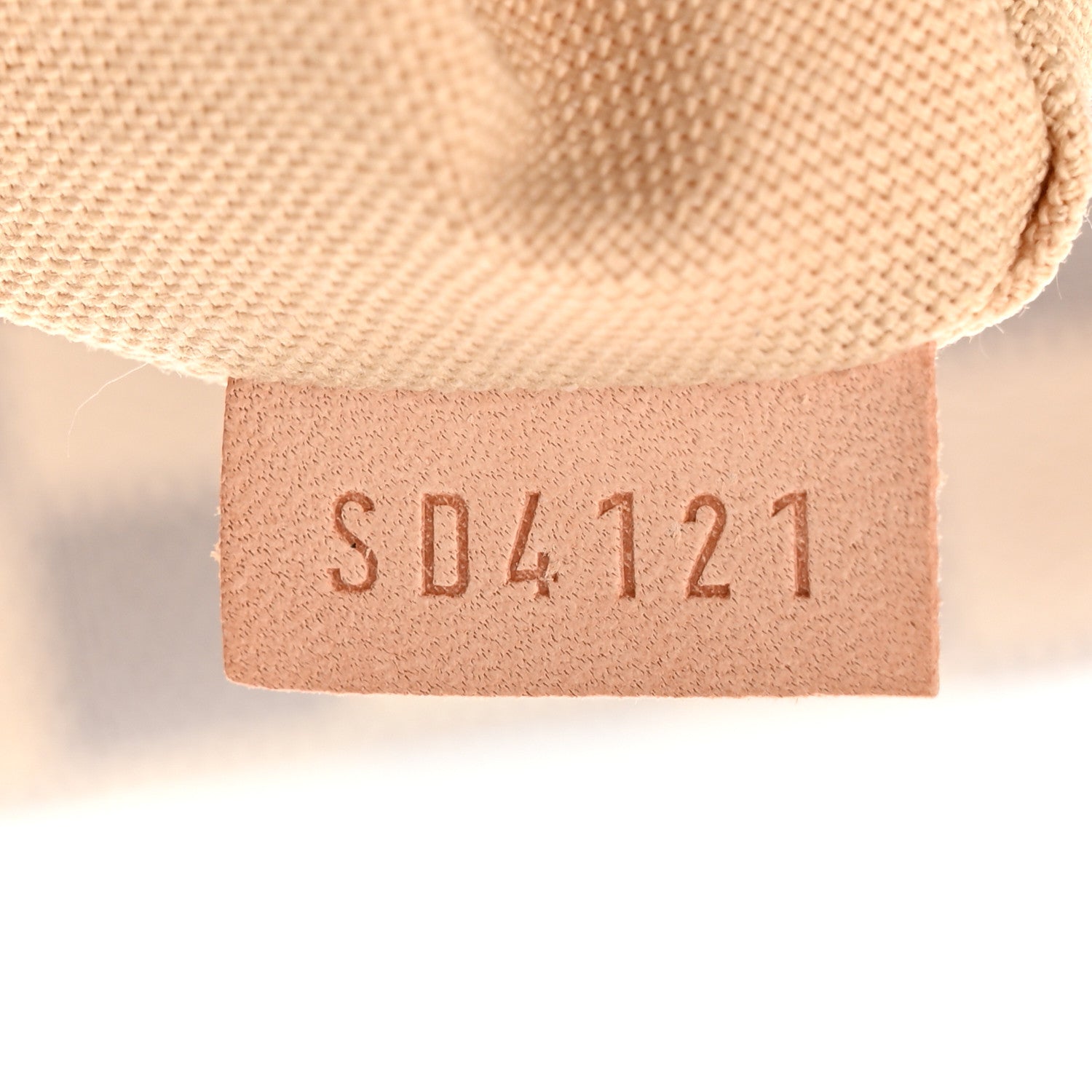 Louis Vuitton Damier Azur Siracusa PM 7 of 10