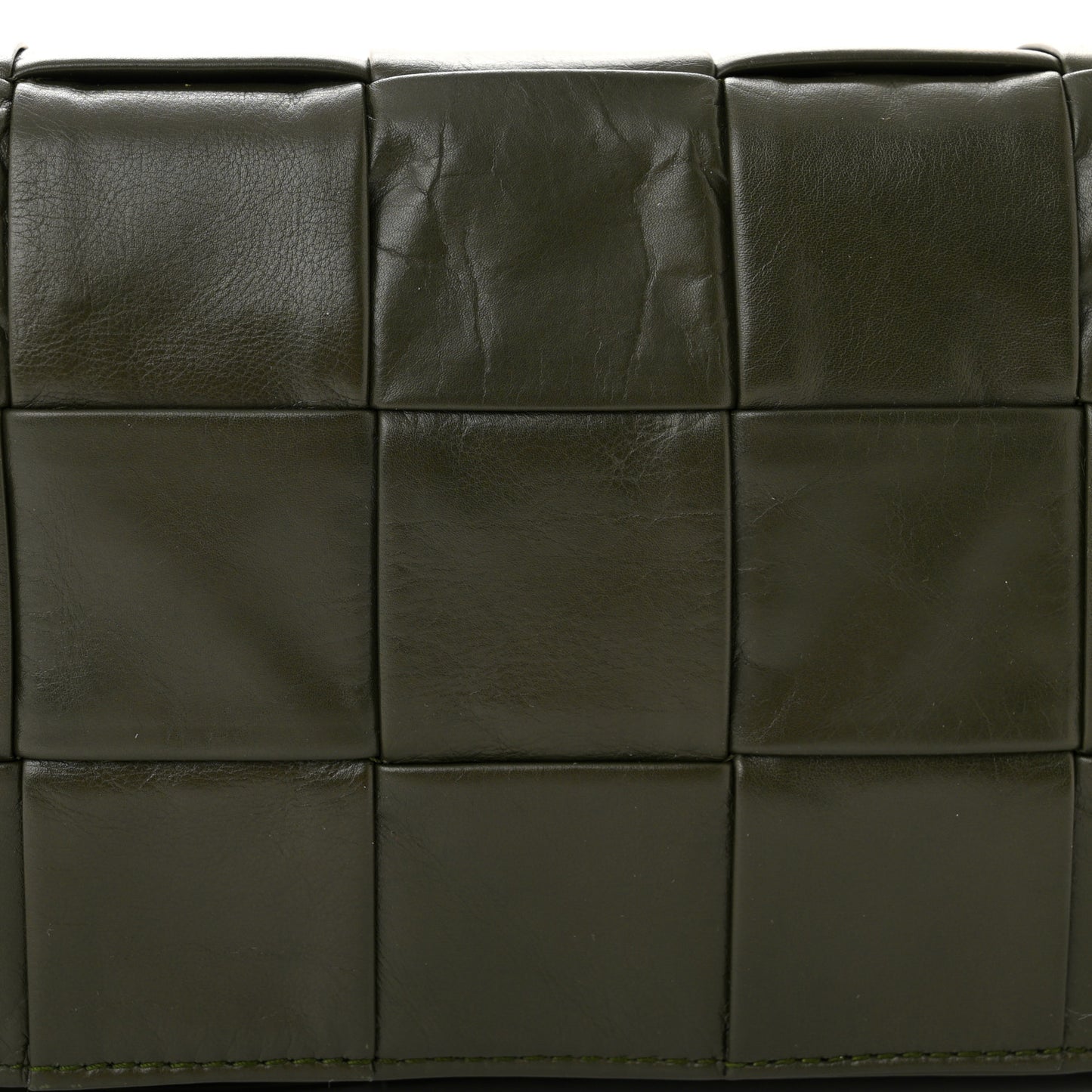 Paper Calfskin Intrecciato Stretch Cassette Camping