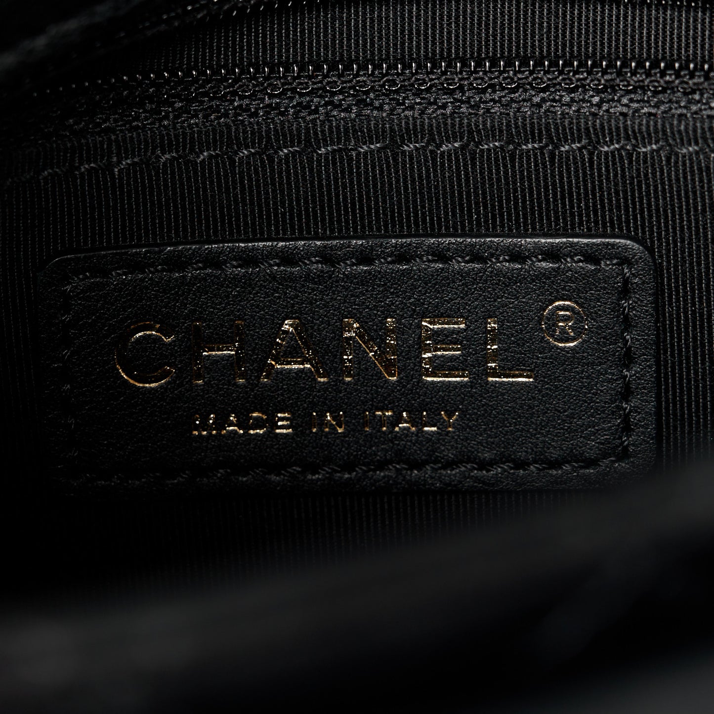 Grained Calfskin Quilted Messenger Flap Black